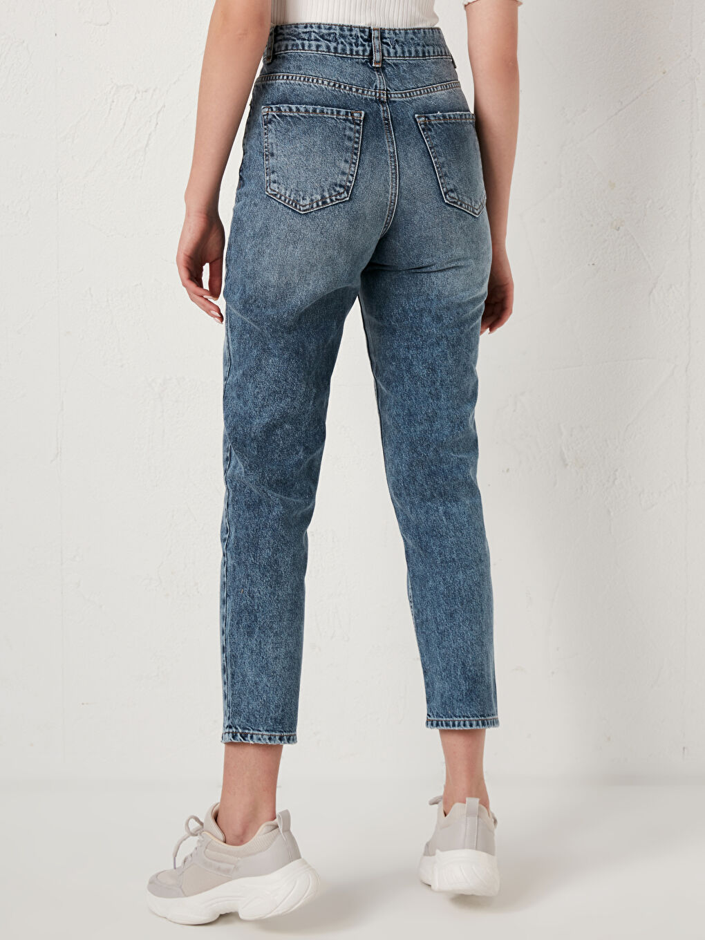 High Waist Women's Mom Fit Rodeo Jeans-9