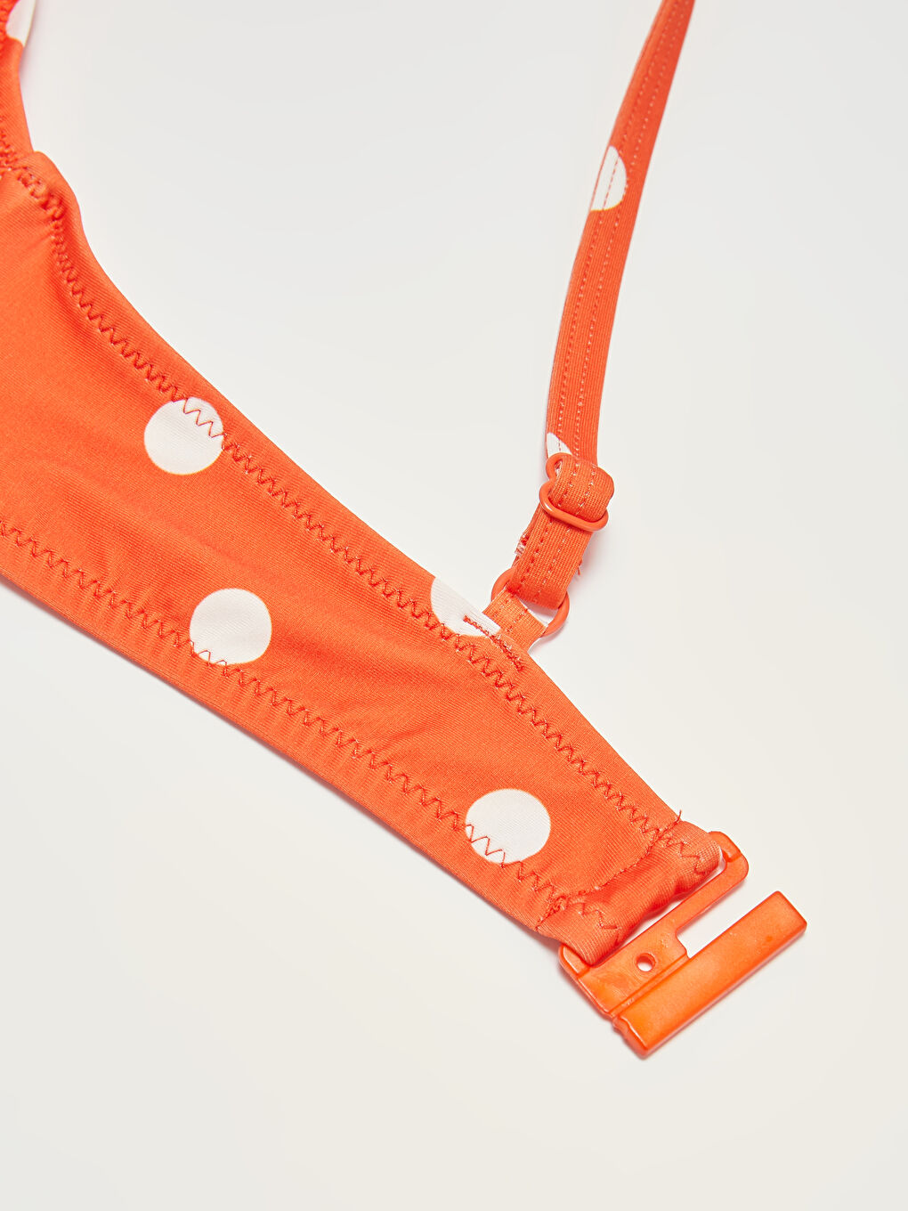 Женский верх бикини с оборками в горошек-3