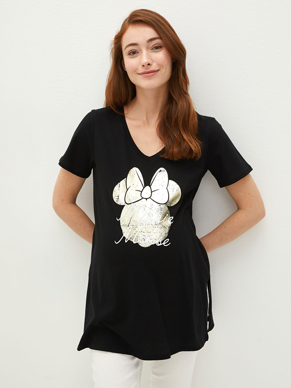 Siyah V Yaka Minnie Mouse Baskılı Kısa Kollu Pamuklu Hamile Tişört-4