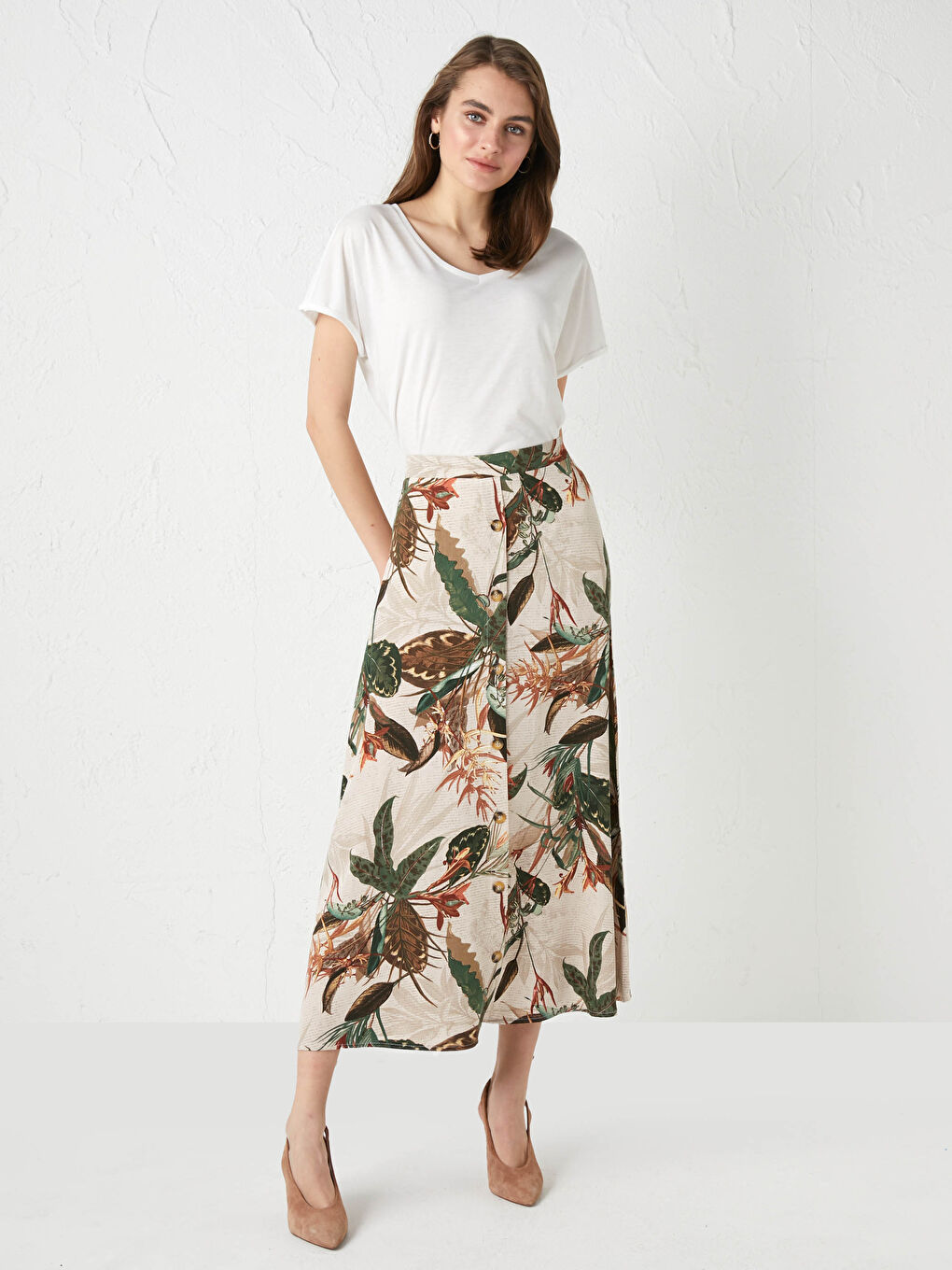 Bej Beli Lastikli Baskılı Düğme Detaylı Kadın Etek-1