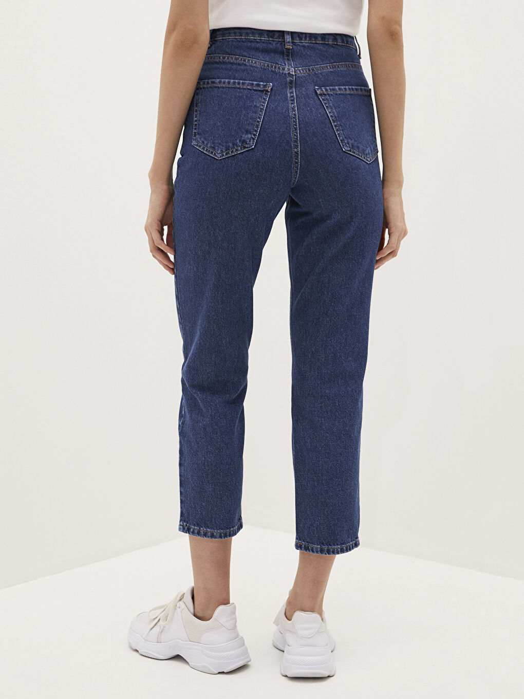 High Waist Straight Fit Women's Rodeo Jeans-3