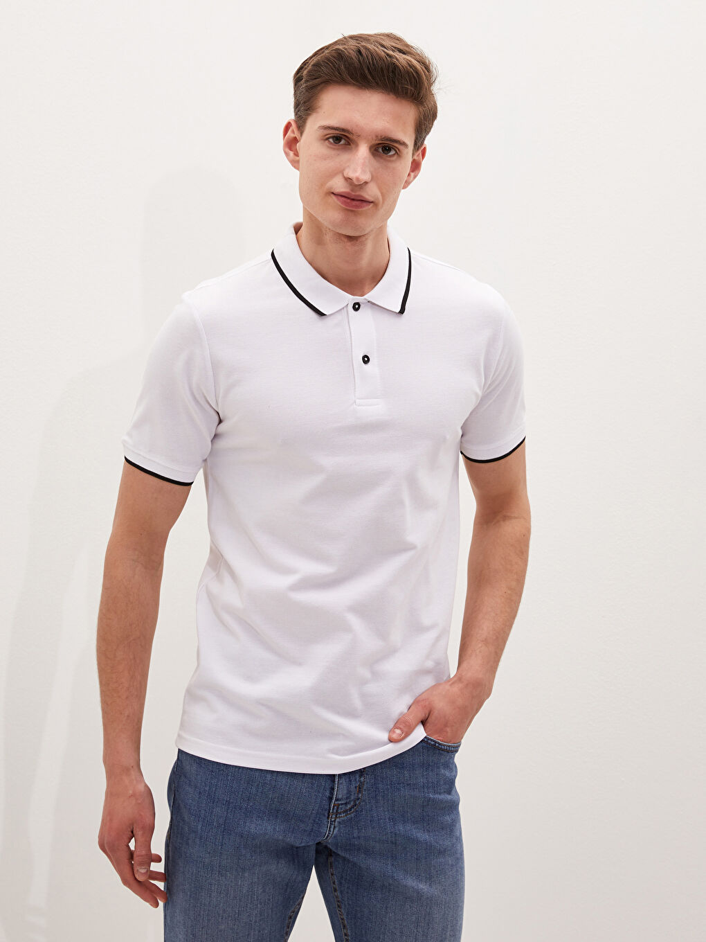 Beyaz Polo Yaka Kısa Kollu Pike Erkek Tişört-3