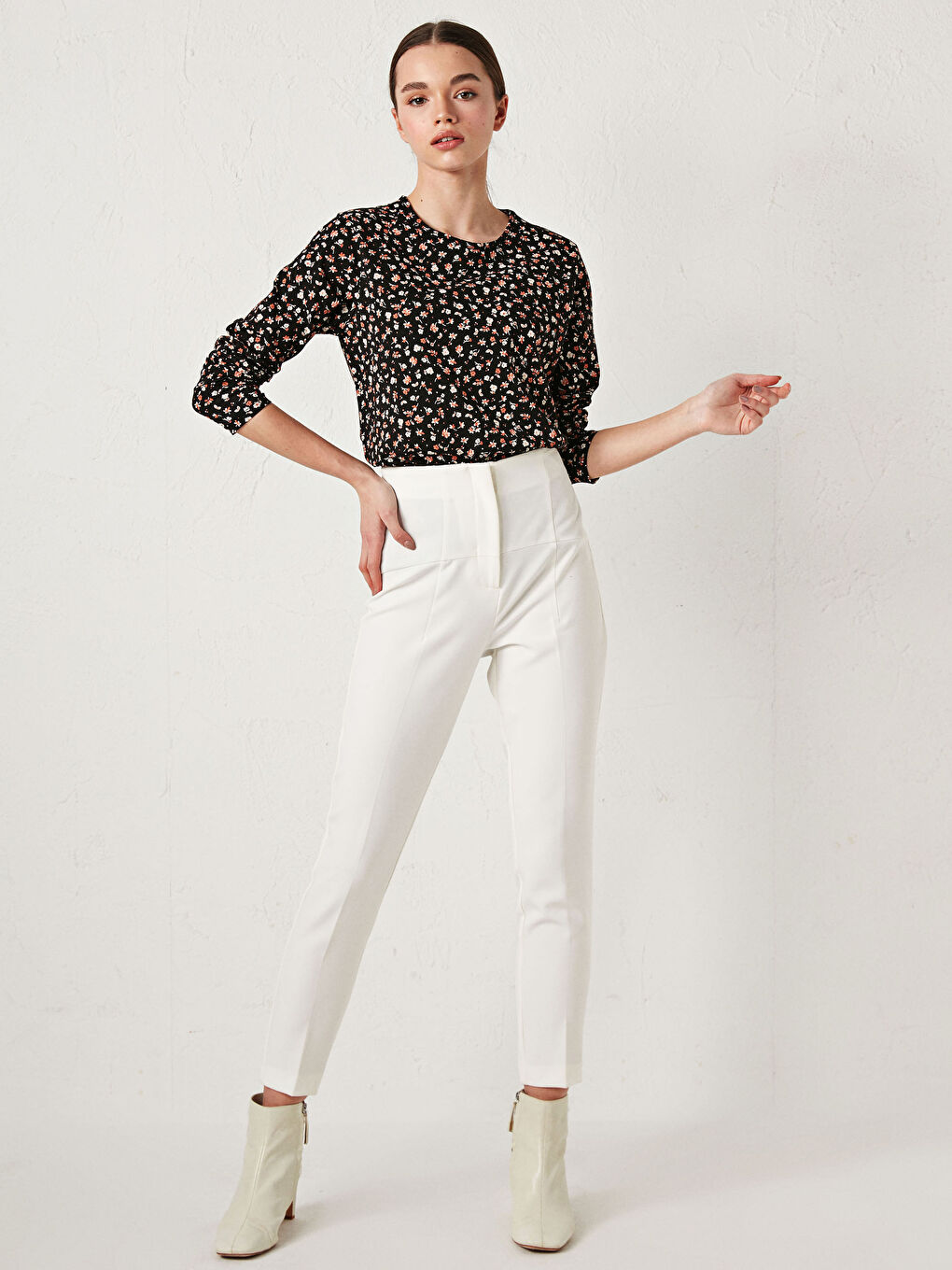 Crew Neck Floral Print Long Sleeve Women's T-Shirt-7