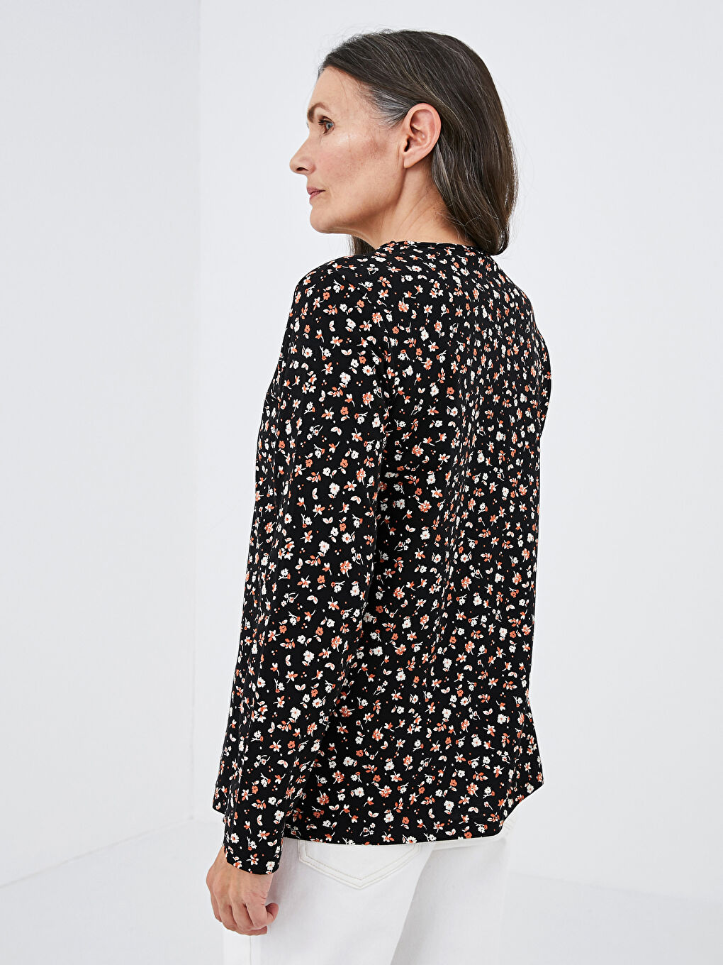 Crew Neck Floral Print Long Sleeve Women's T-Shirt-4