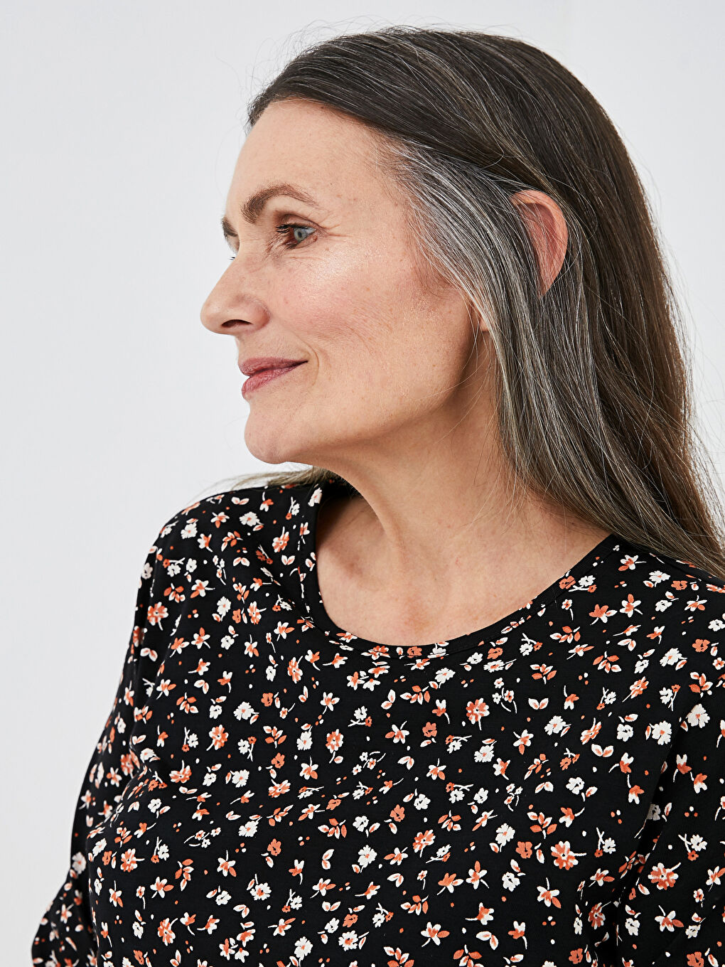 Crew Neck Floral Print Long Sleeve Women's T-Shirt-1