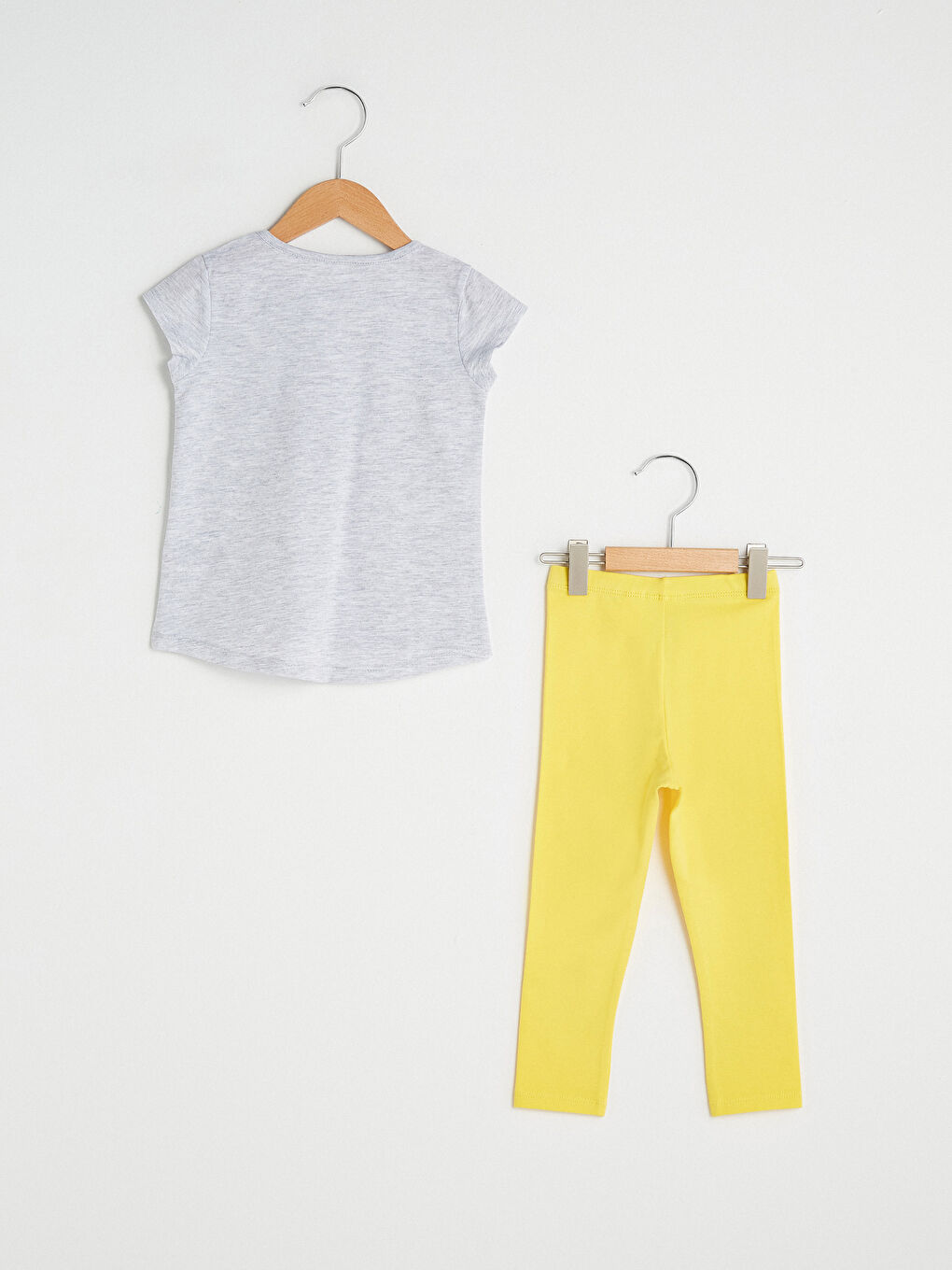 Gri Bisiklet Yaka Kısa Kollu Baskılı Kız Bebek Tişört ve Uzun Tayt 2'li Takım-1