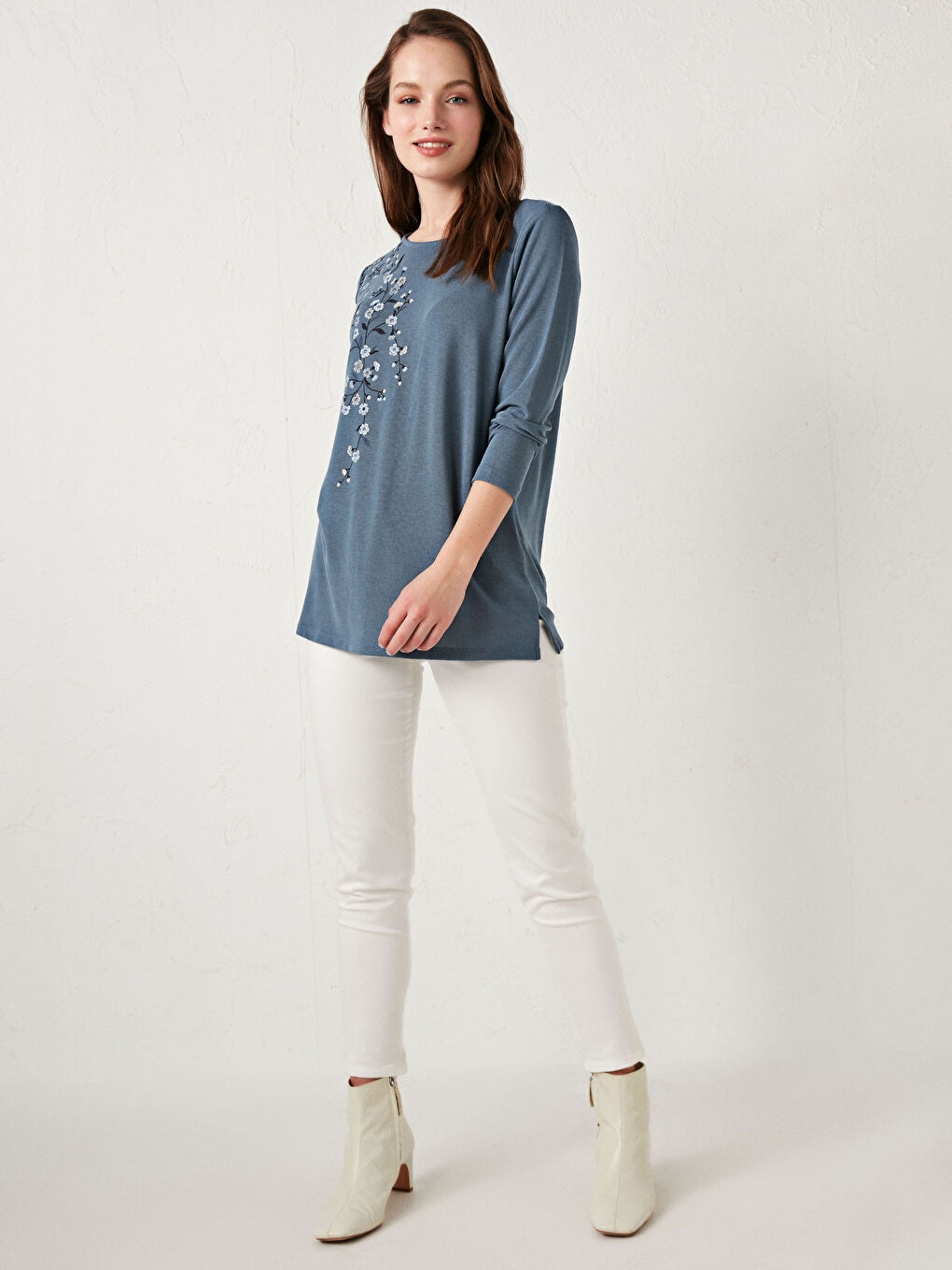 İndigo Bisiklet Yaka Çiçek Baskılı Uzun Kollu Tişört-3