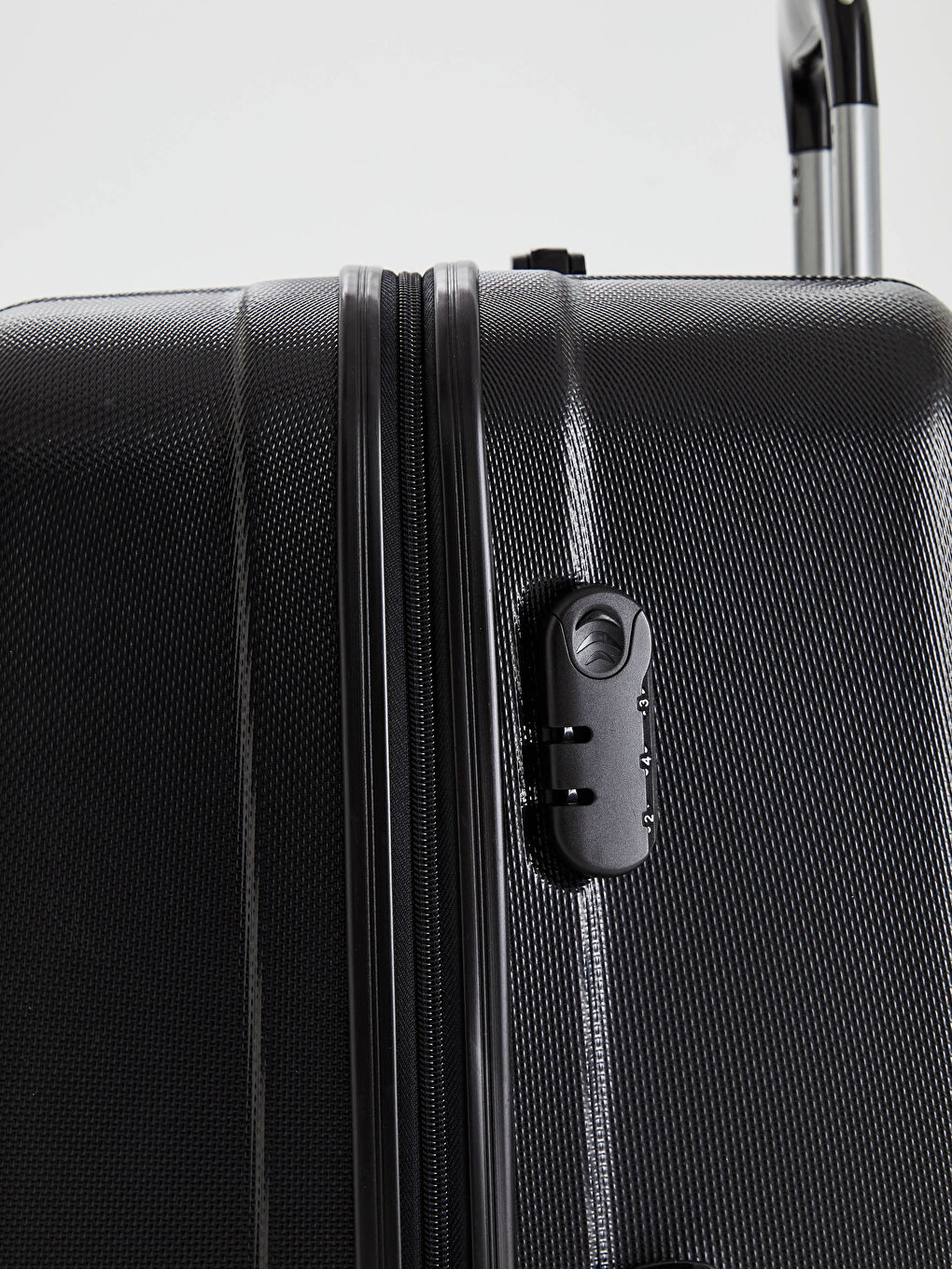 Чемодан большого размера-4