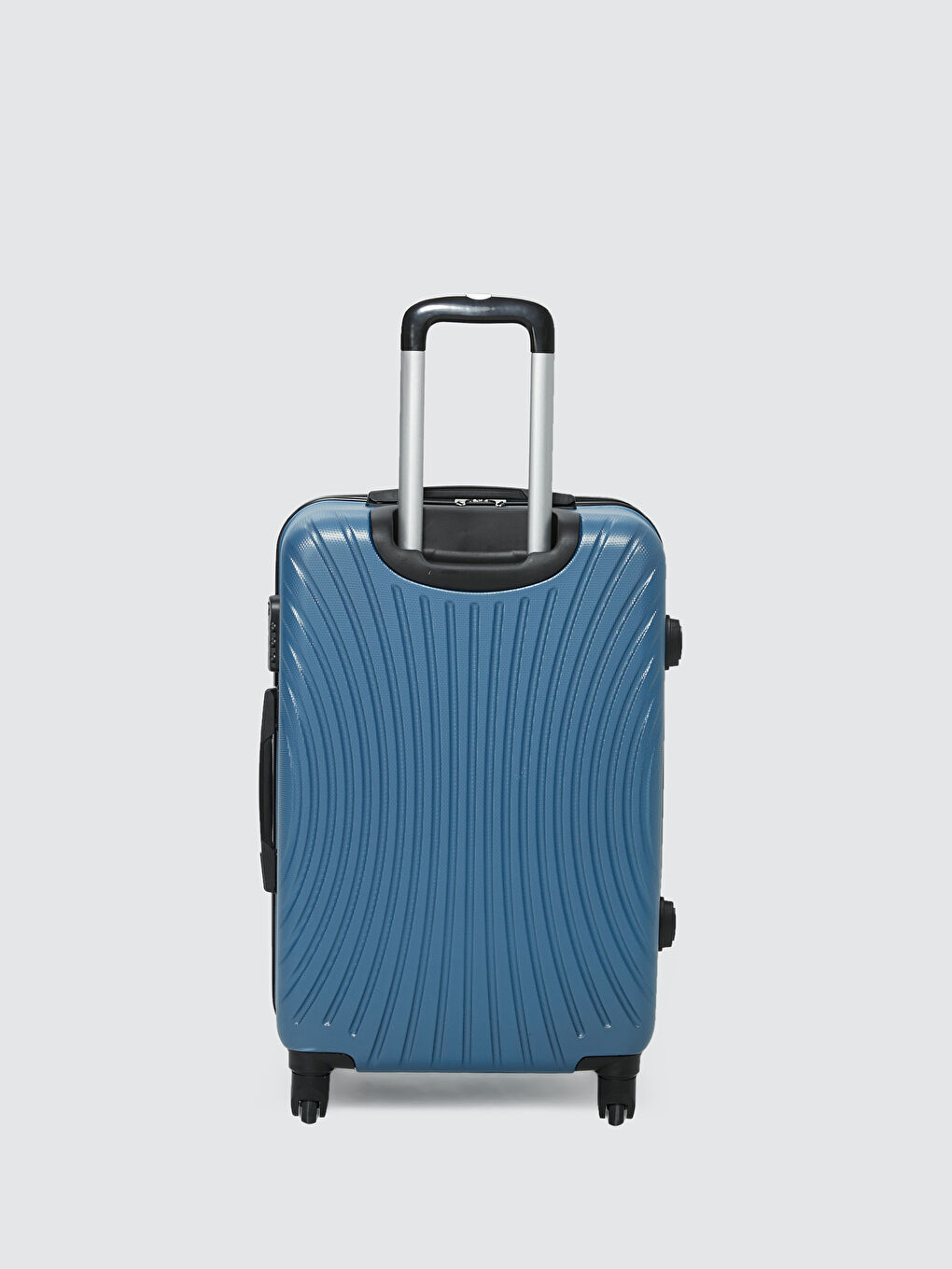 Среден размер куфар-1