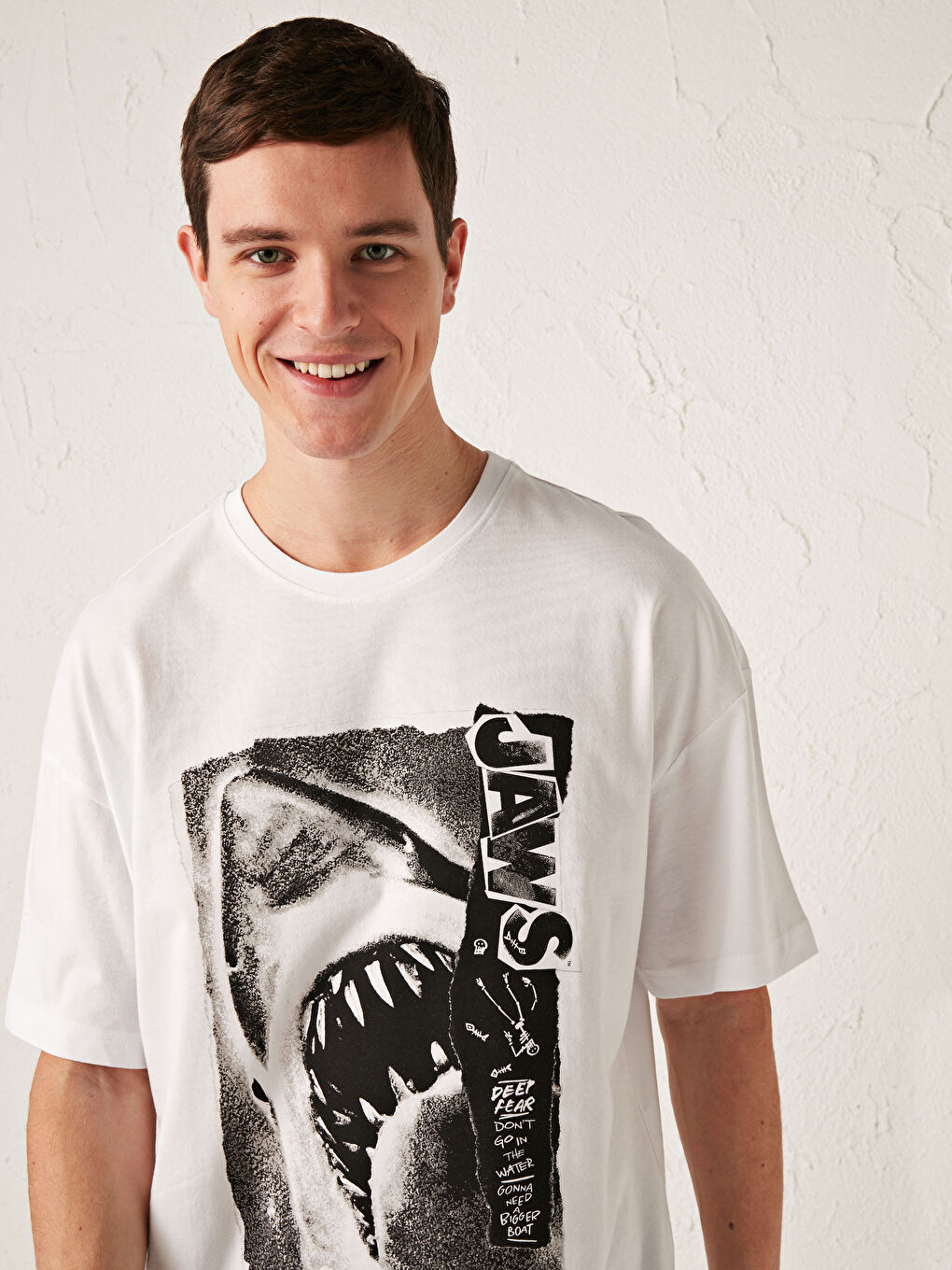 T-shirt en coton peigné imprimé Mâchoires à col rond oversize-1