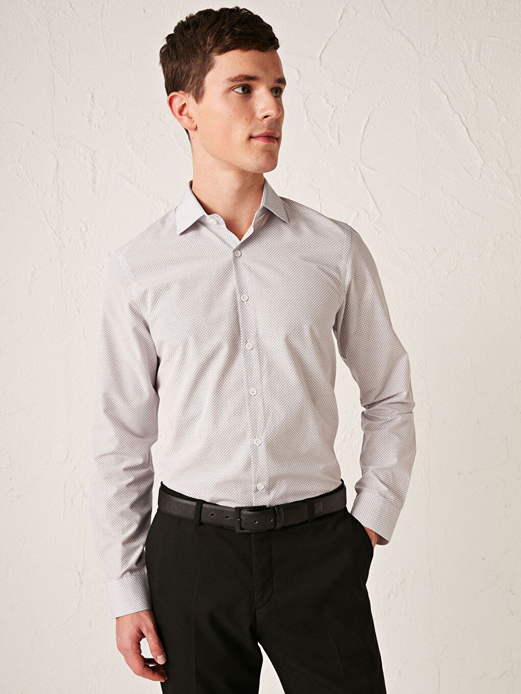 Chemise Slim Fit à Manches Longues en Popeline-2