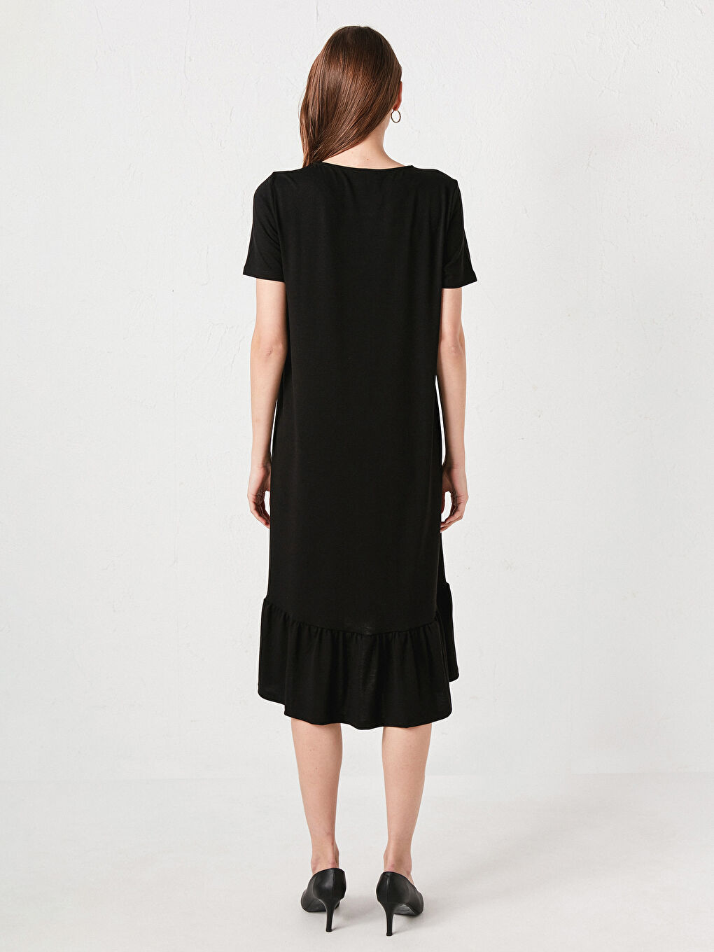 فستان نسائي بياقة دائرية سادة بأكمام قصيرة-4