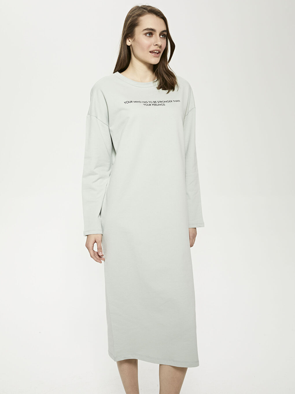 Robe pour Femmes à Col Rond Imprimée à Manches Longues-2
