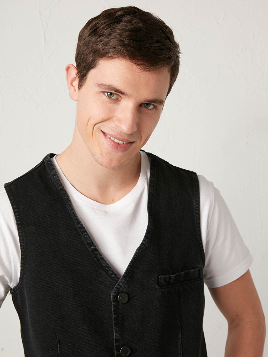 Slim Fit Men's Jean Vest-1