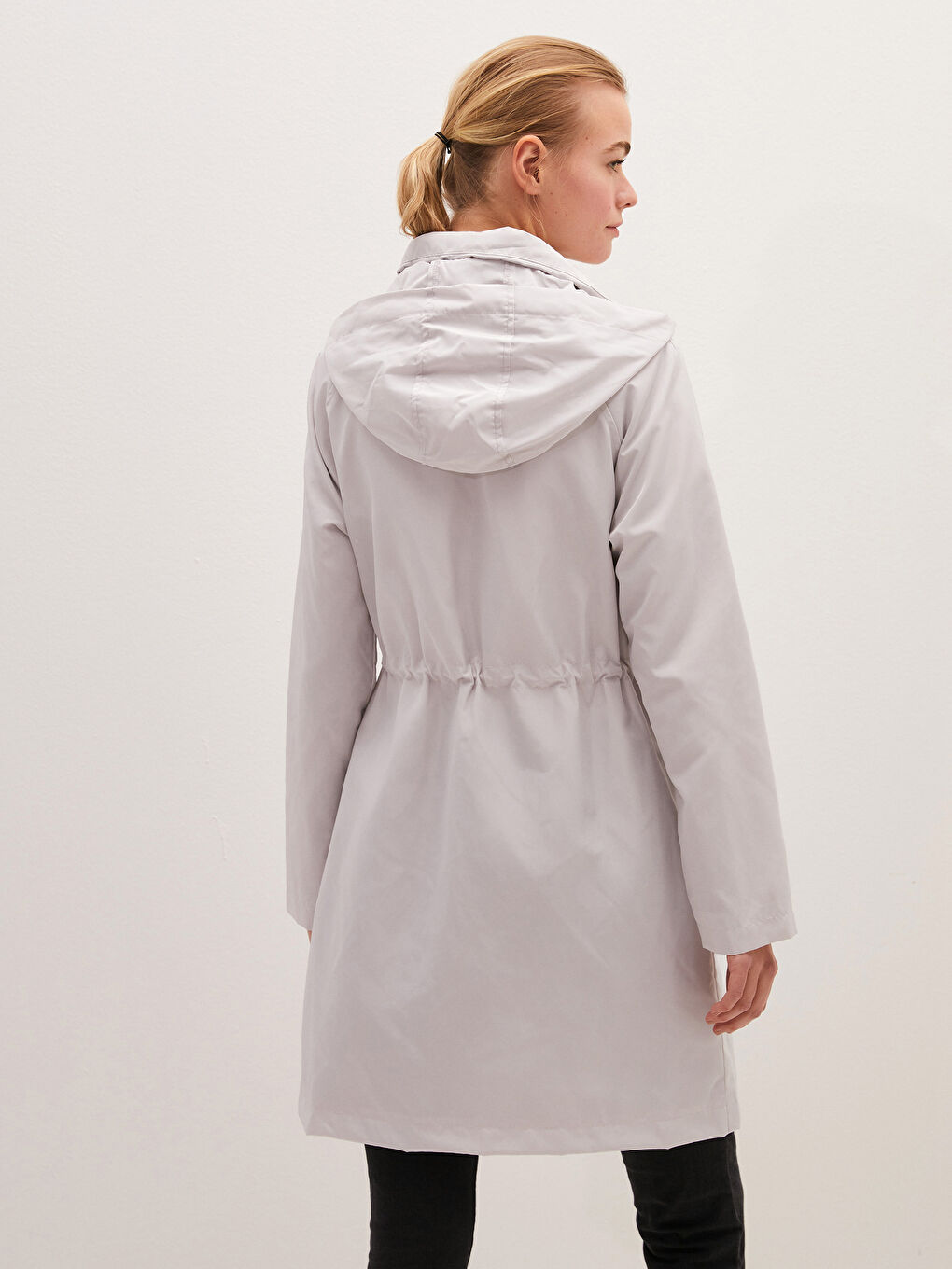 Bej Kapüşonlu İnce Yağmurluk-6