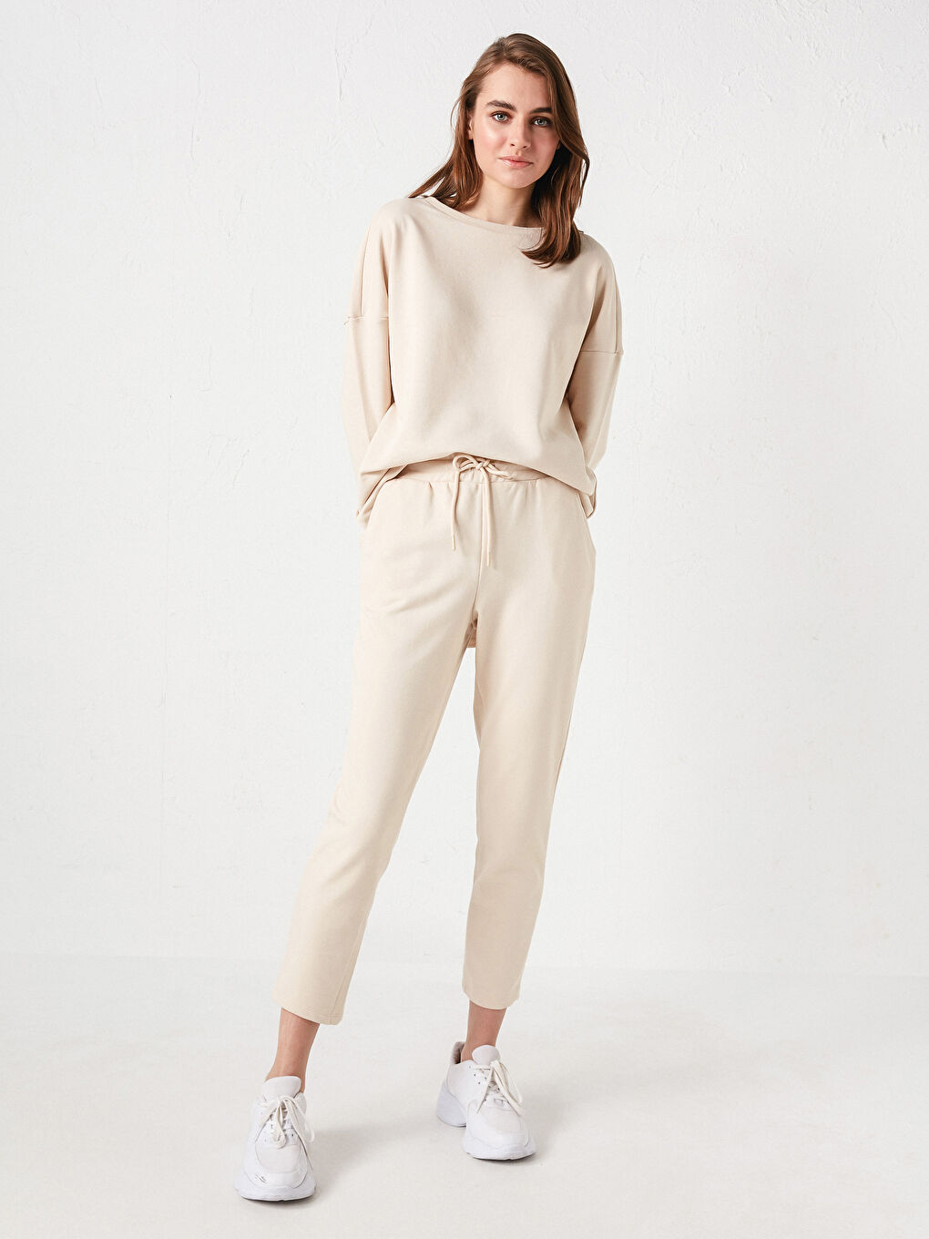 Bej Beli Lastikli Kadın Eşofman Alt