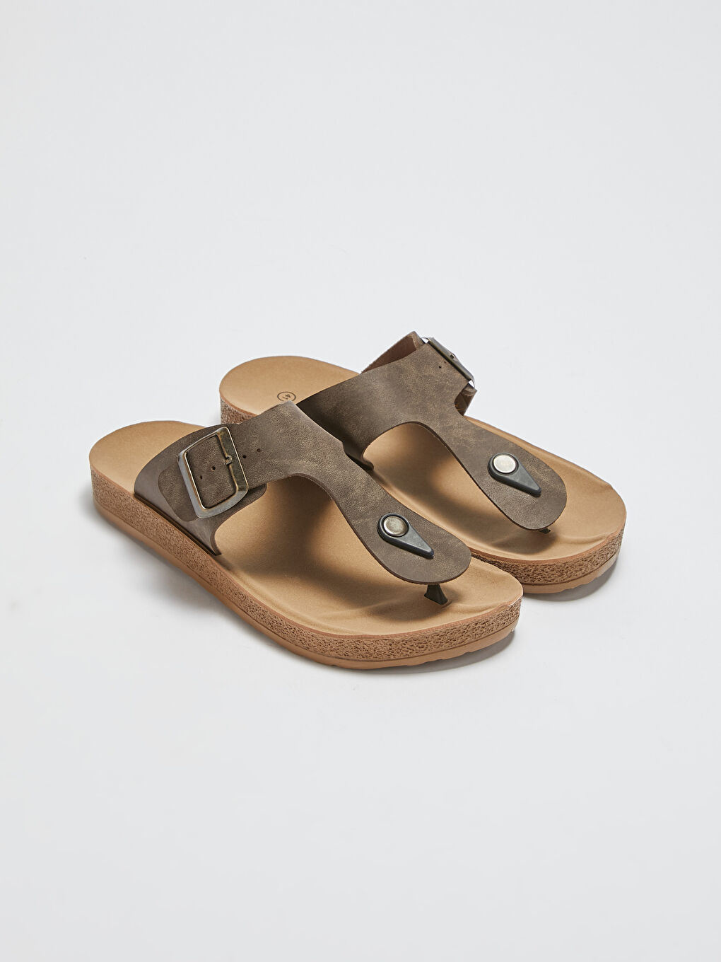 Kahverengi Toka Detaylı Erkek Parmak Arası Terlik