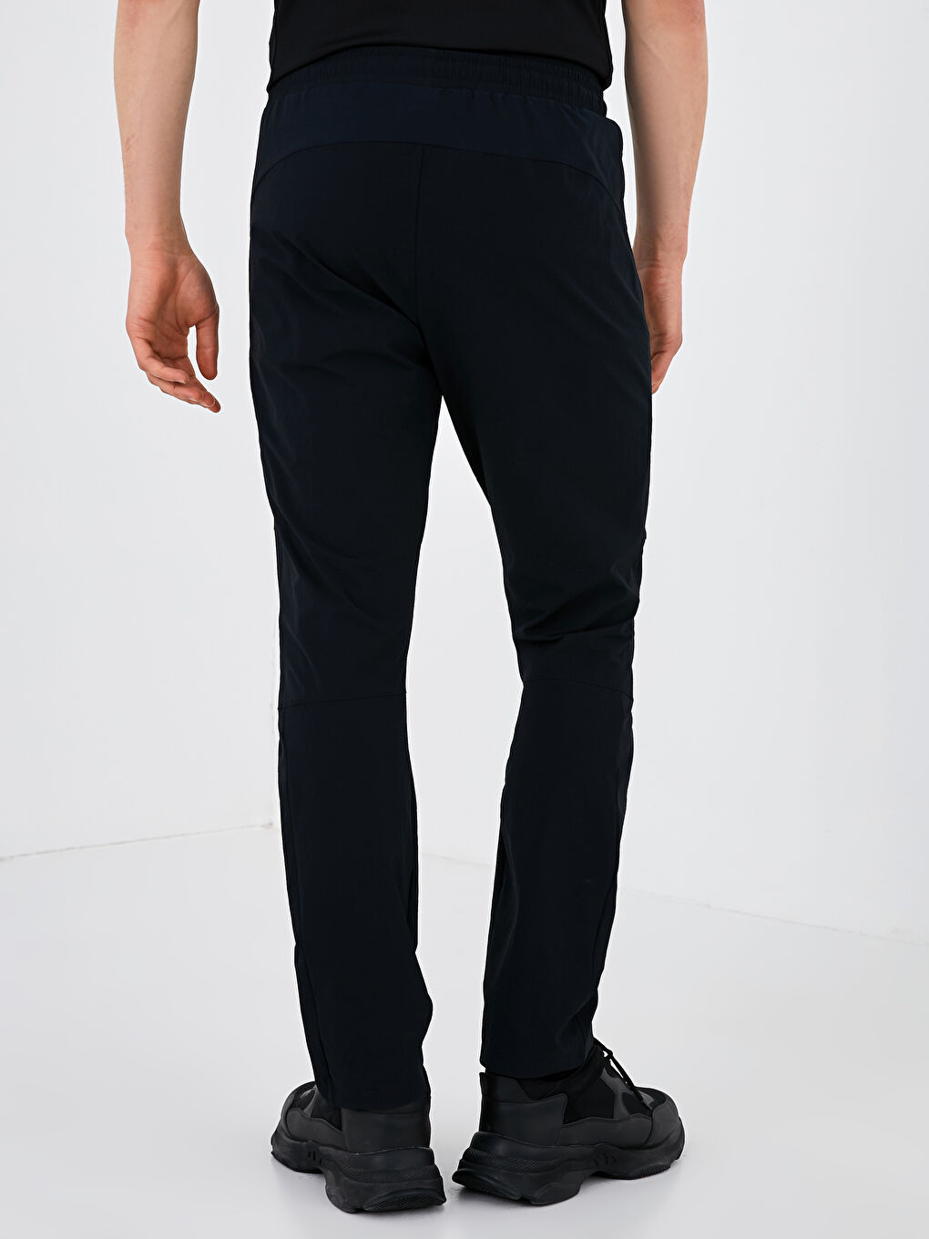 Muškarac CRNA Hlače-4