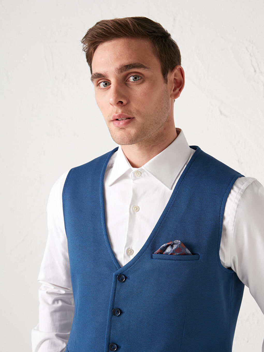 LCWAIKIKI Classic Slim Fit Men's Classic Vest -S1CT44Z8-R4N