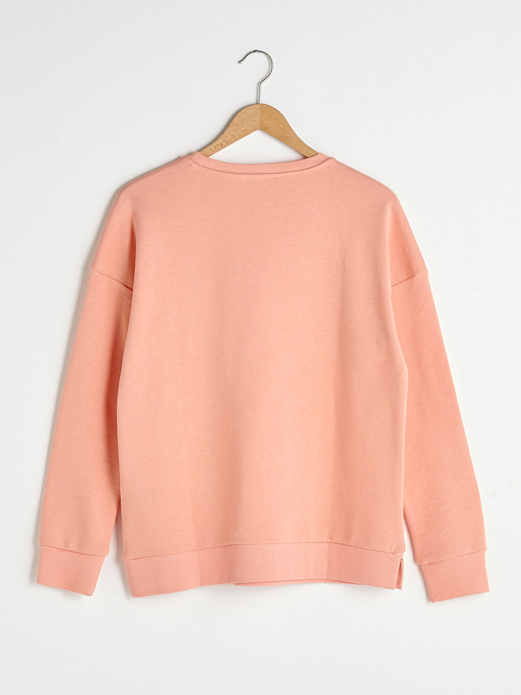 سويت شيرت نسائي برقبة دائرية وكم طويل سادة-23