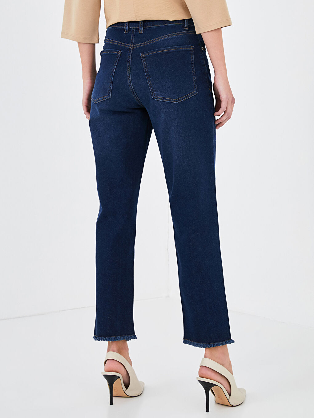 LCWAIKIKI Classic Ženske farmerke visokog struka slim fit -S1CT79Z8-H45