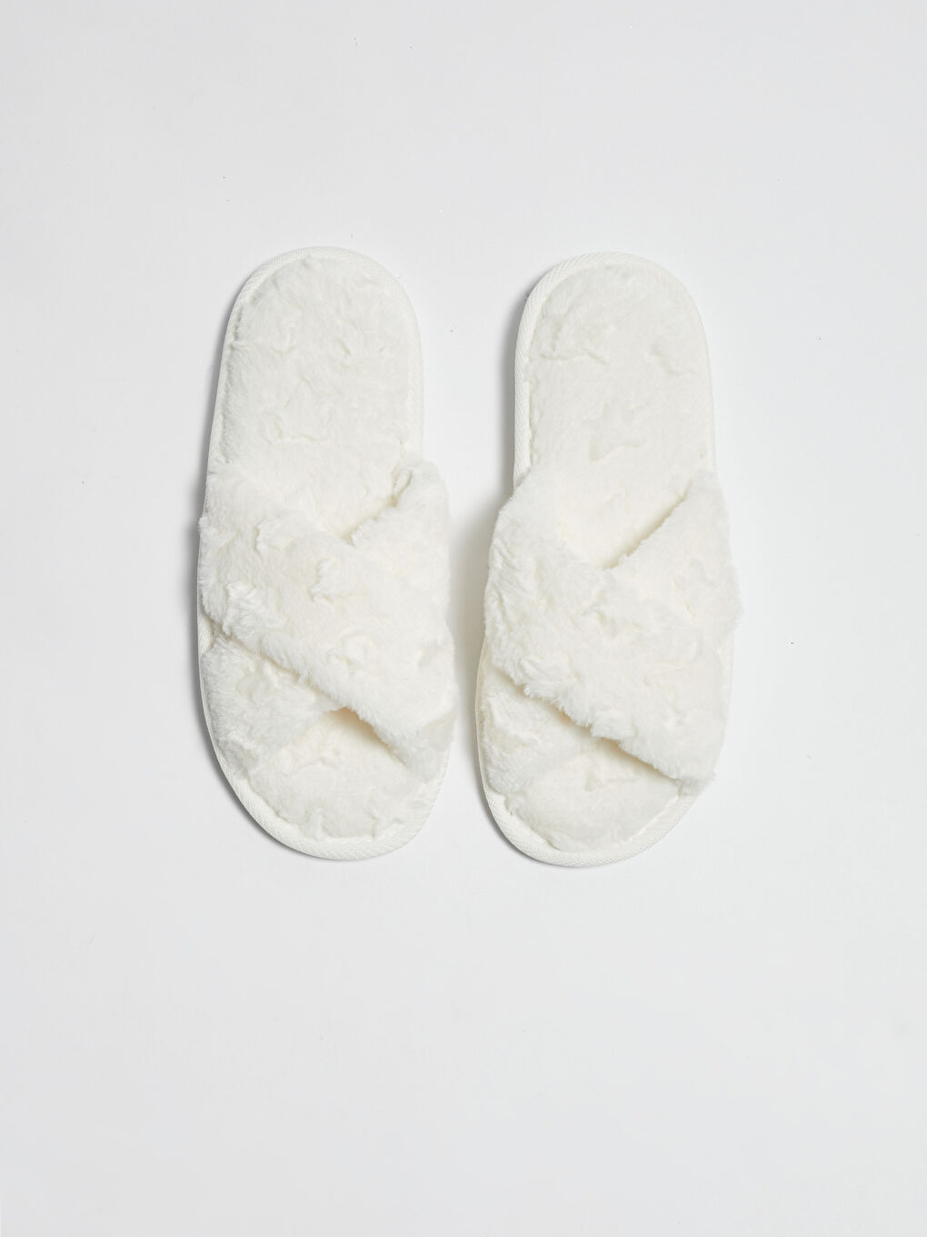 Ekru Çapraz Bantlı Pelüş Kadın Ev Terliği-3