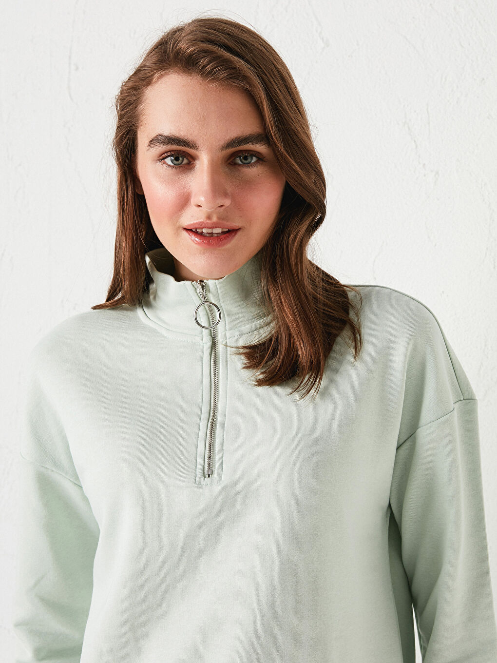 Yeşil Dik Yaka Düz Uzun Kollu Kadın Sweatshirt-1