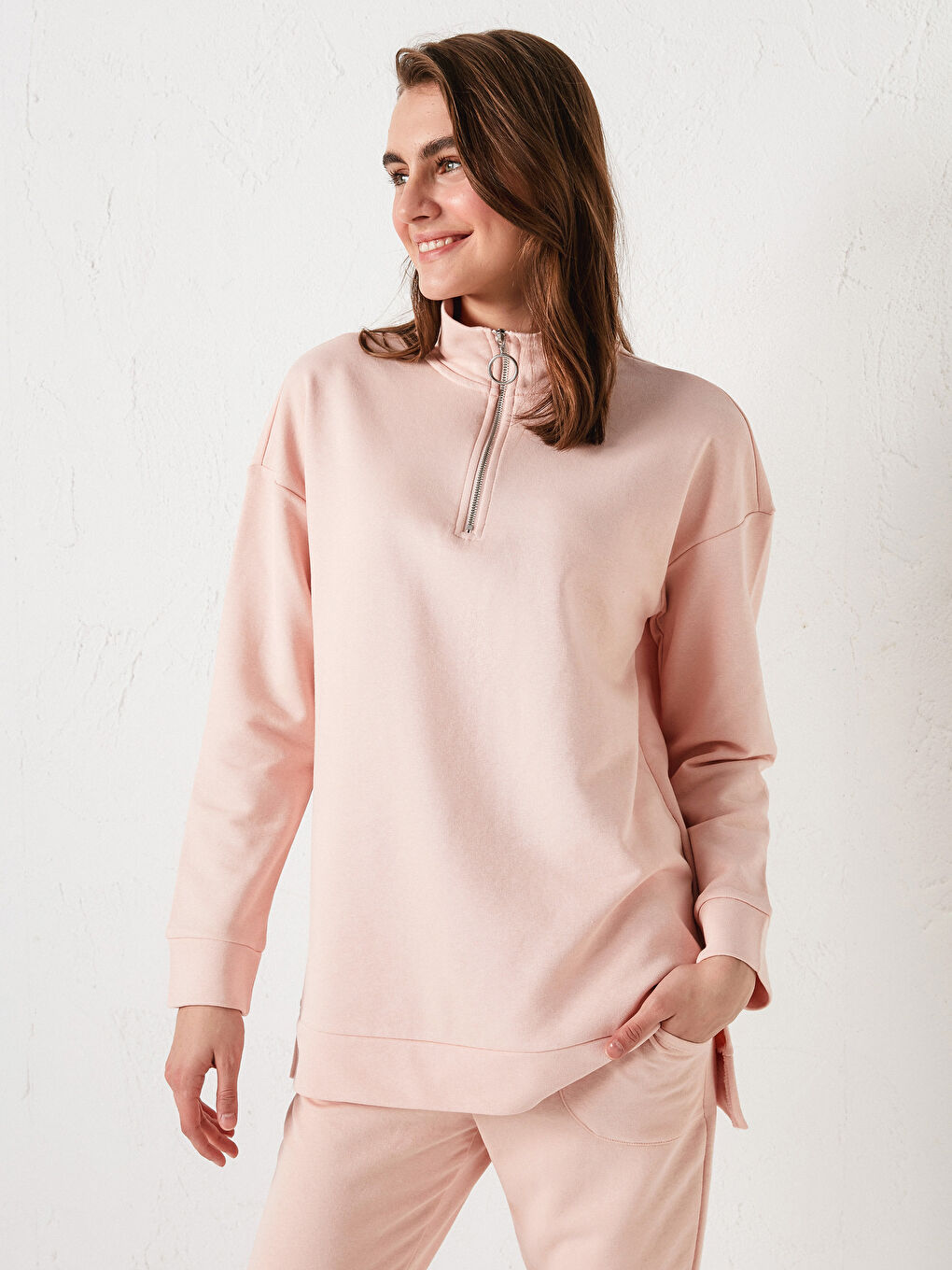 Pembe Dik Yaka Düz Uzun Kollu Kadın Sweatshirt-5