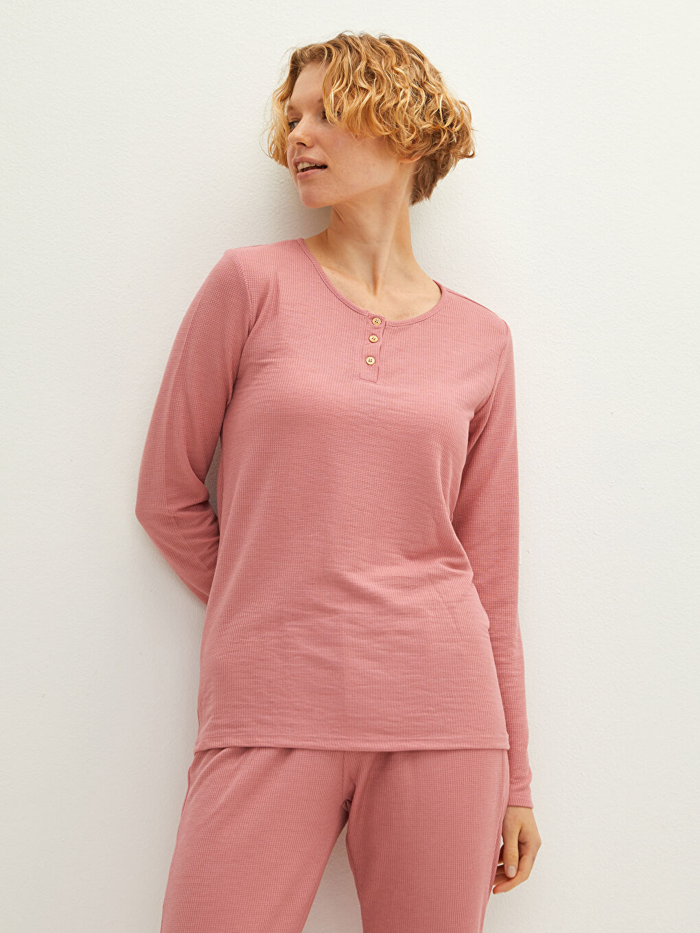 Pembe Bisiklet Yaka Düğme Detaylı Uzun Kollu Kadın Pijama Takımı-3