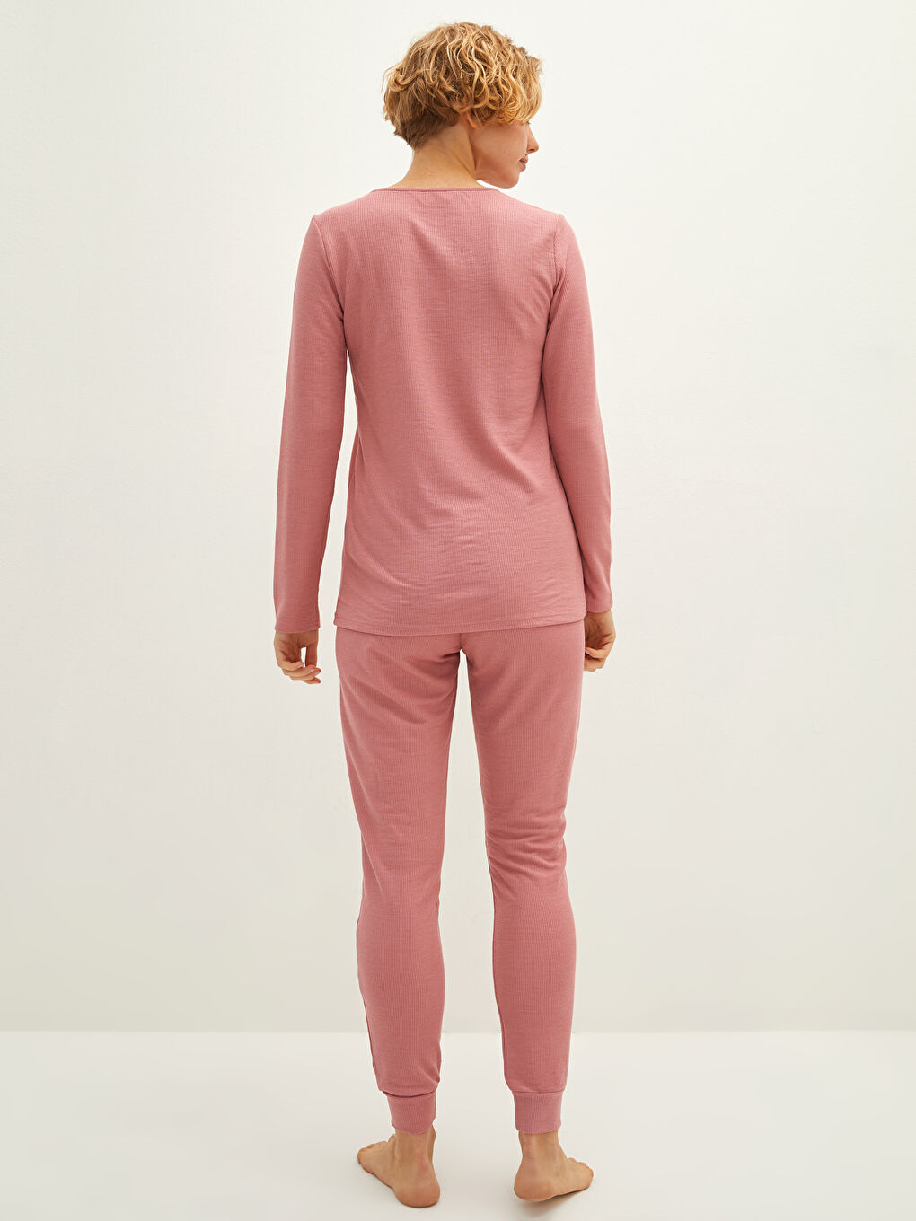 Pembe Bisiklet Yaka Düğme Detaylı Uzun Kollu Kadın Pijama Takımı-5