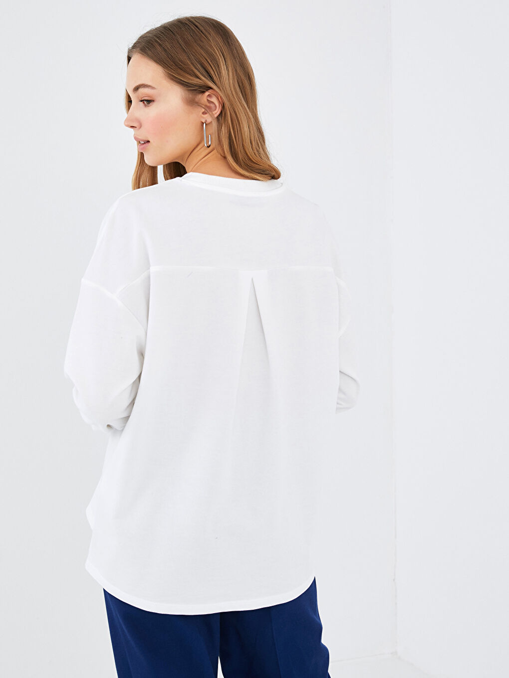 Crew Neck Printed Long Sleeve Women's Sweatshirt-4