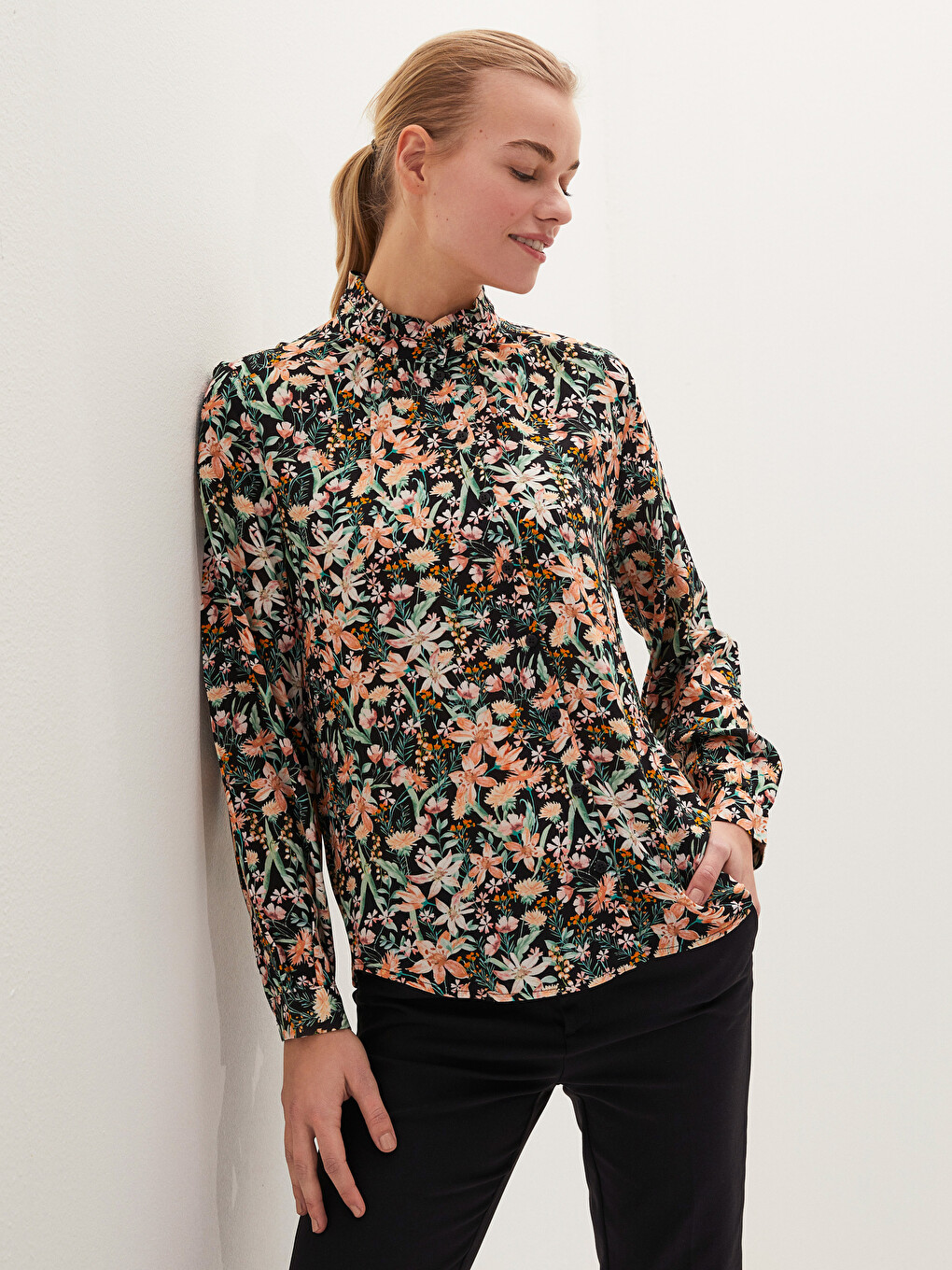 Chemise Femme à Col Volanté Imprimé Floral à Manches Longues en Viscose-4