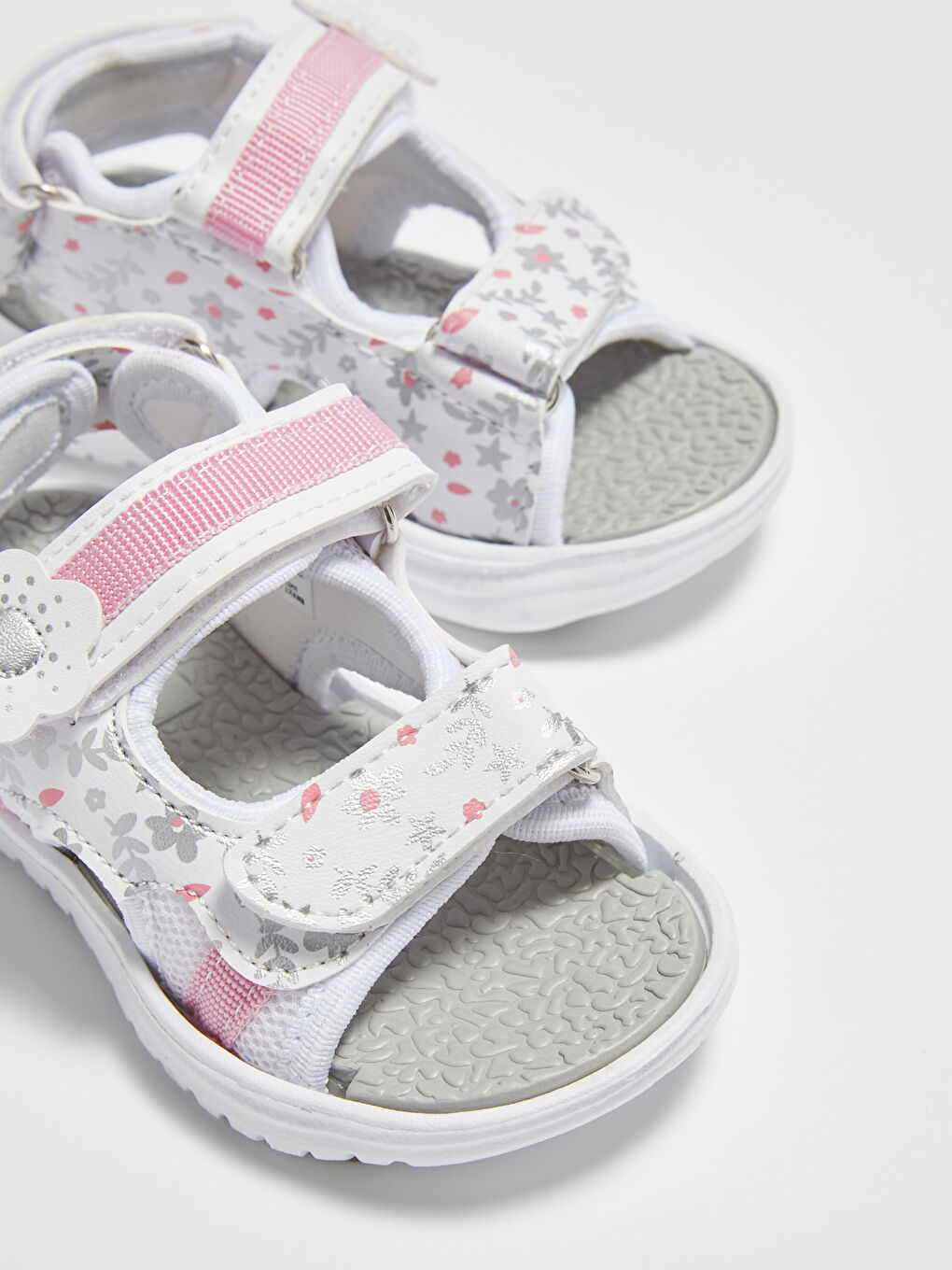 Beyaz Cırt Cırtlı Kız Bebek Sandalet-5