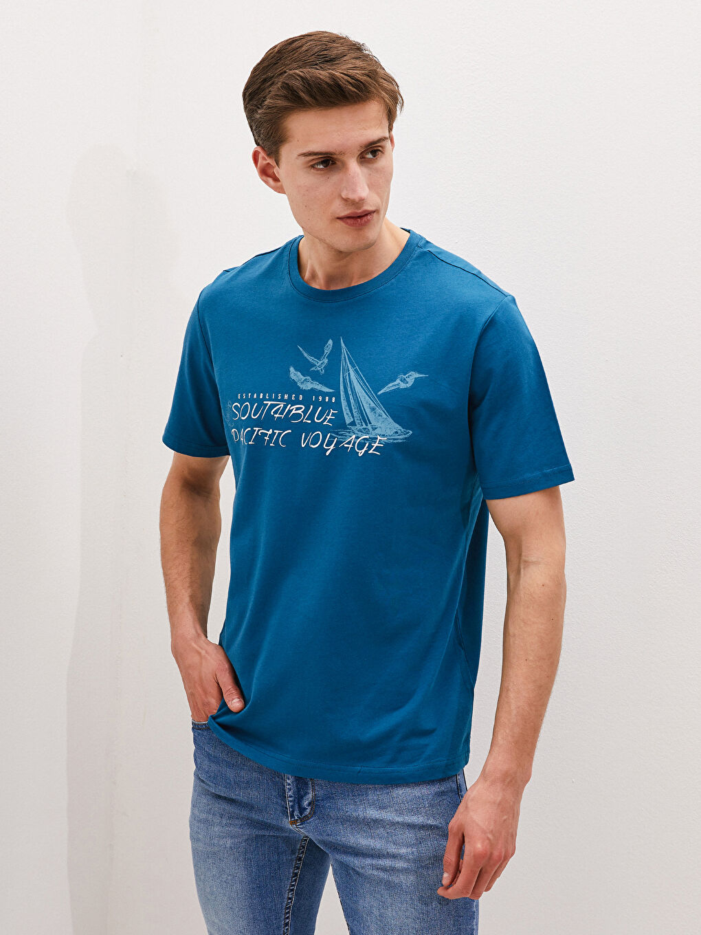 تيشيرت رجالي ياقة دائرية كم قصير مطبوع قطن ممشط-1