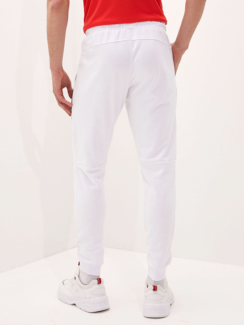 Beyaz Standart Kalıp Aktif Spor Jogger Erkek Eşofman Altı-4