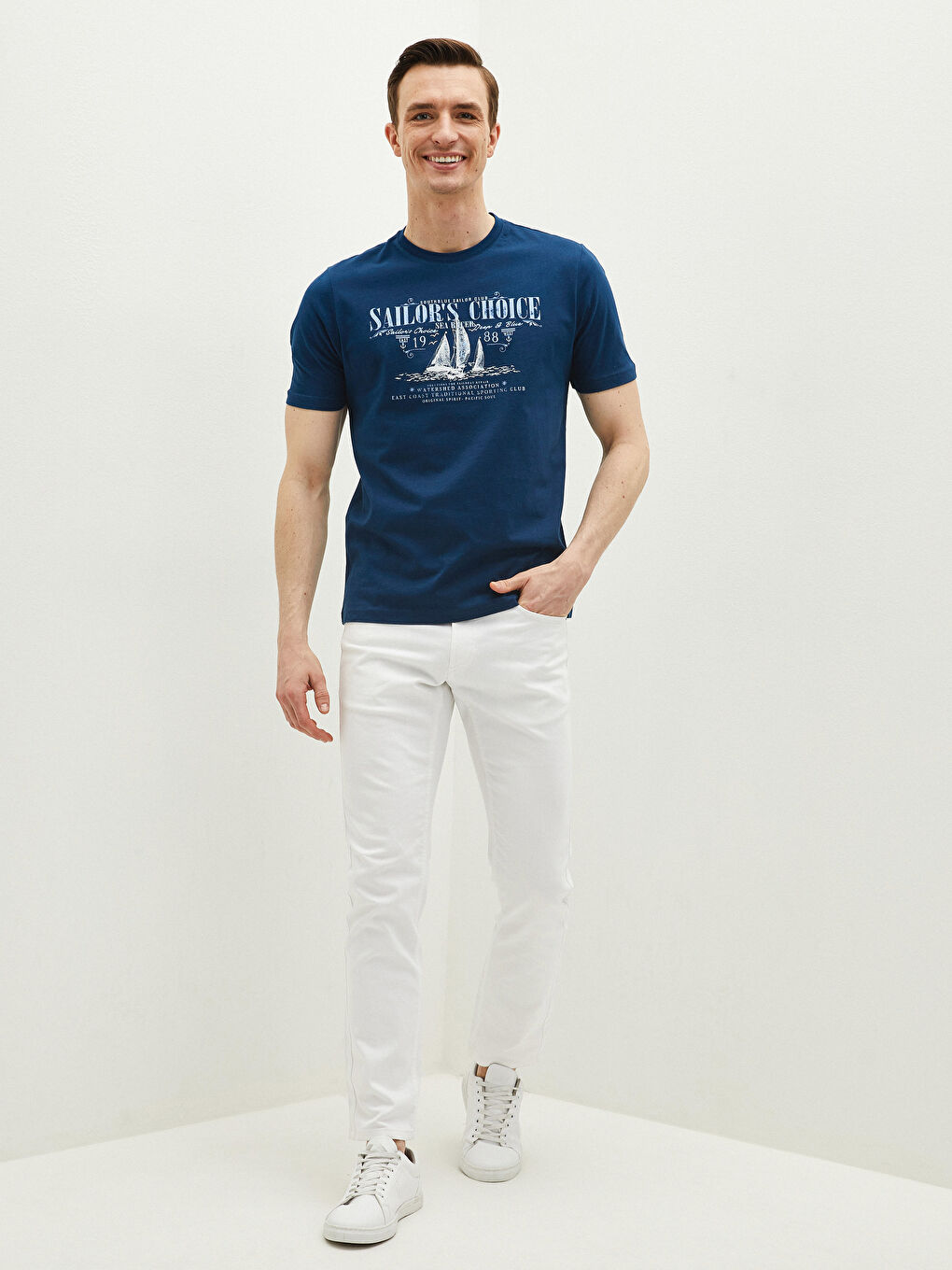LC Waikiki Crew Neck Short Sleeve Printed Combed Cotton Men's T-shirt -S1DA35Z8-EWU