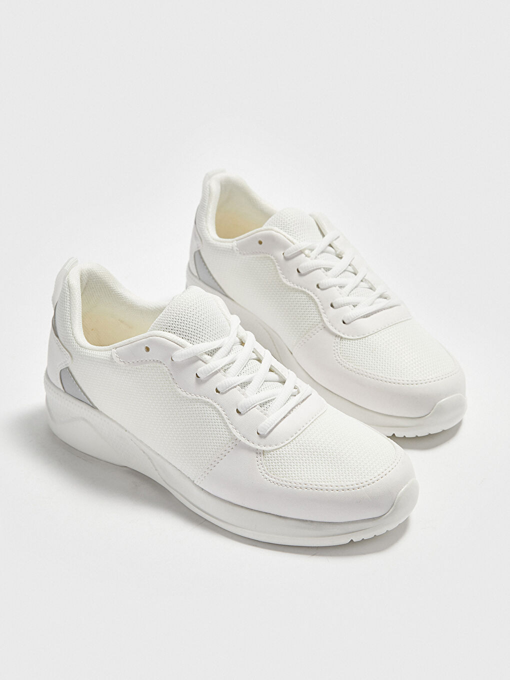 Beyaz Kadın Bağcıklı Aktif Spor Ayakkabı-2