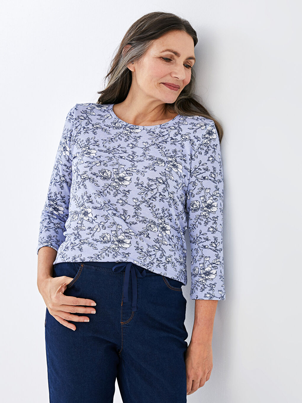 LCW Grace T-Shirt für Damen mit Blumenmuster und Rundhalsausschnitt -S1DB25Z8-LQQ