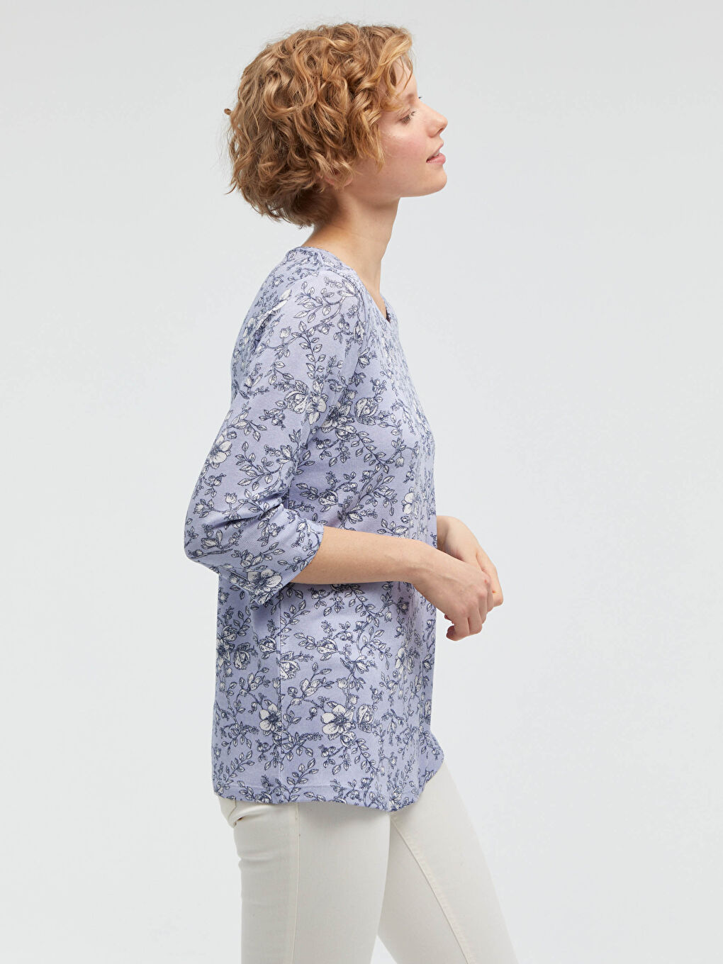 LCW Grace T-Shirt für Damen mit Blumenmuster und Rundhalsausschnitt -S1DB25Z8-LQQ