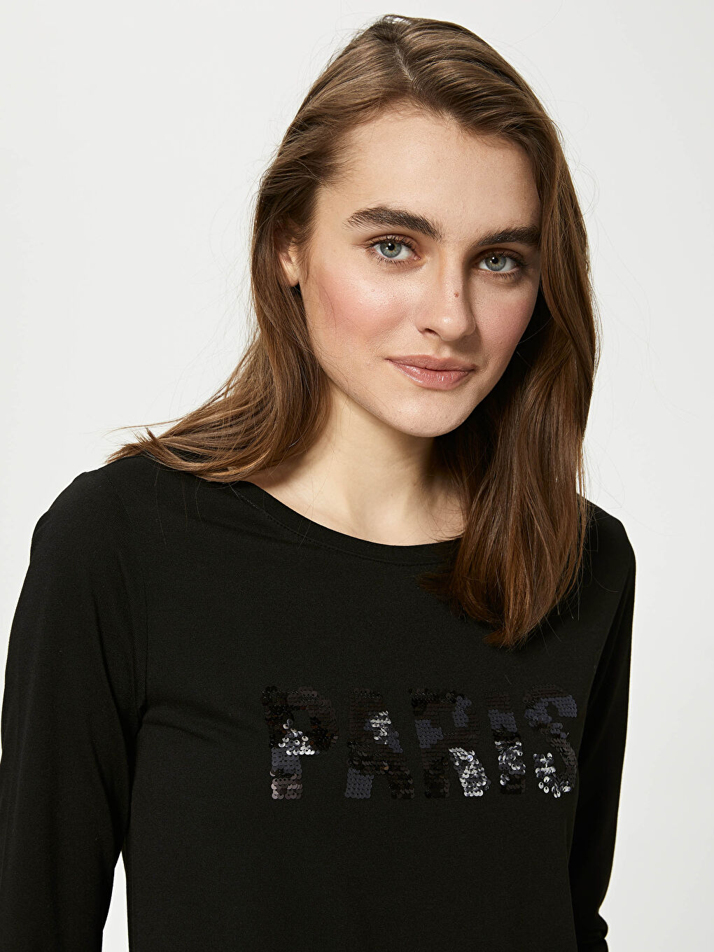 Crew Neck Sequin Embroidered Women's T-Shirt-1