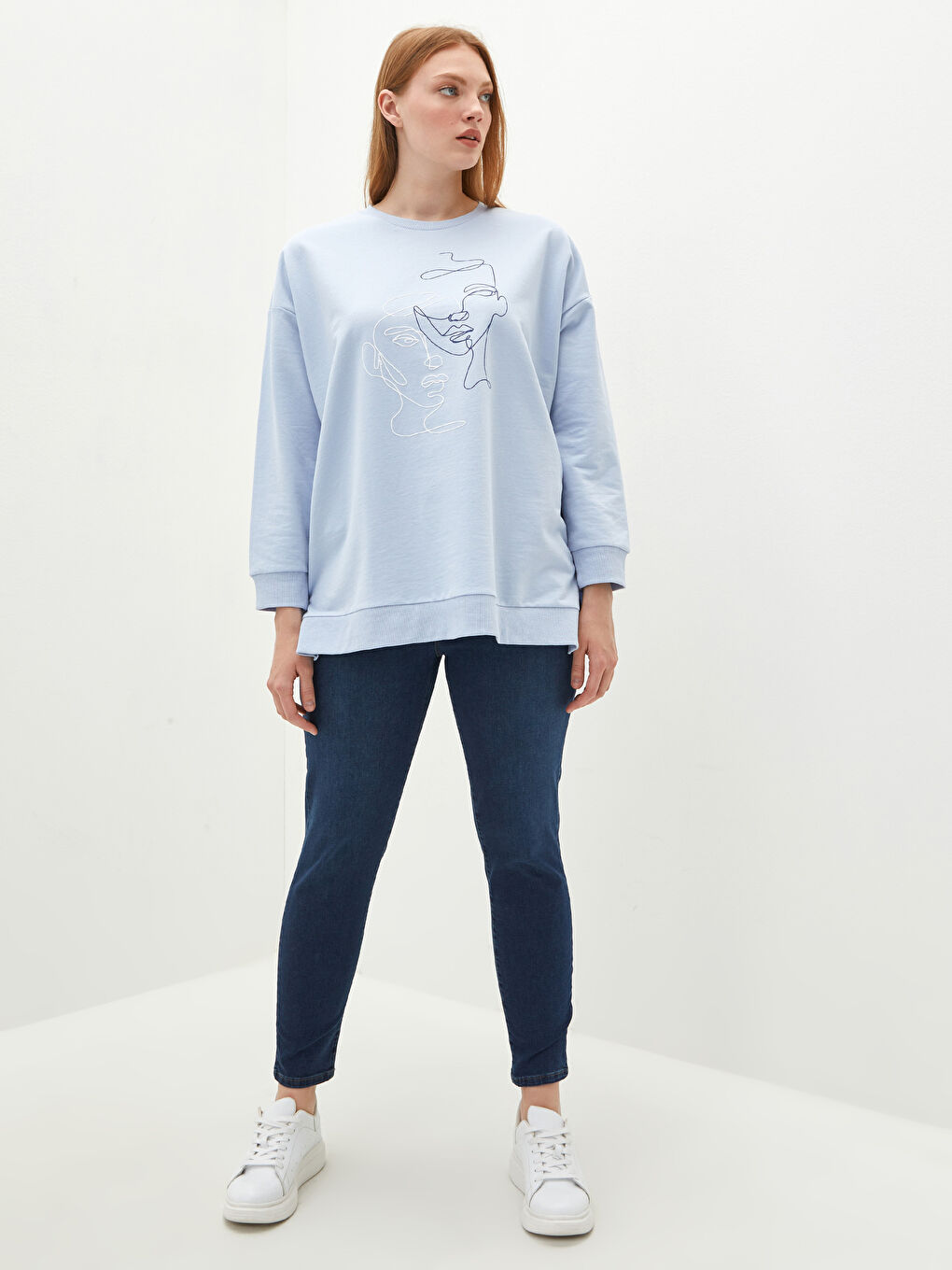 سويتشيرت نساء بكم طويل مطبوع بكول مدور-2