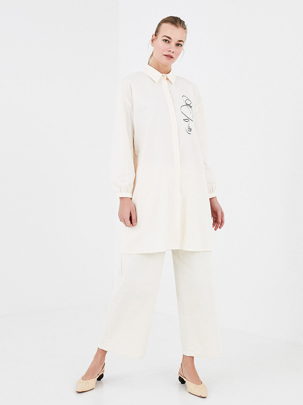 Bej Baskılı Uzun Kollu Oversize Poplin Kadın Gömlek Tunik