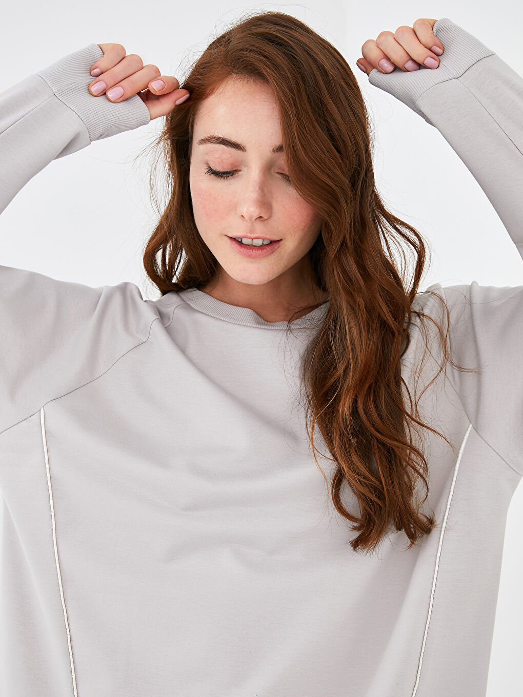 Gri Bisiklet Yaka Reflektör Baskılı Uzun Kollu Kadın Sweatshirt Tunik-3