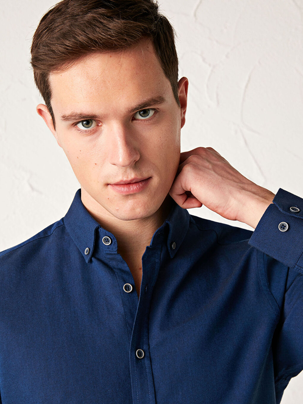 LCWAIKIKI Basic Slim Fit Uzun Kollu Oxford Gömlek -S1DD27Z8-CYL