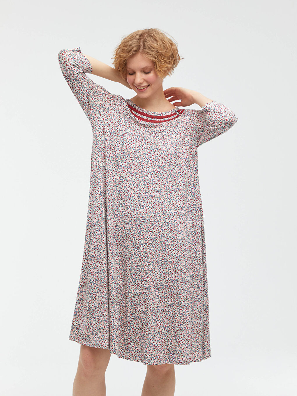 Kahverengi Bisiklet Yaka Çiçek Desenli Kısa Kollu Viskon Kadın Elbise-1