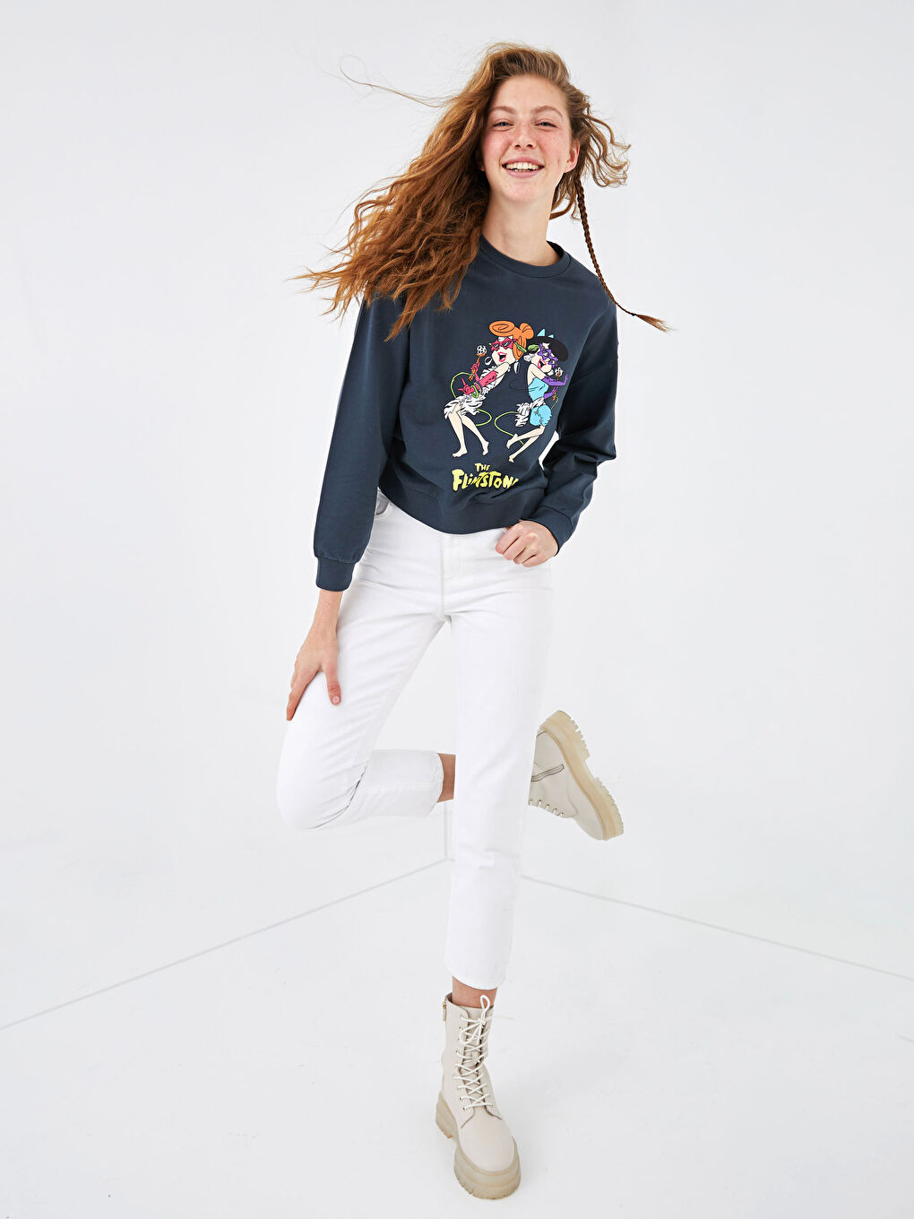 Antrasit Bisiklet Yaka Flints Stones Baskılı Uzun Kollu Pamuklu Kadın Sweatshirt-2