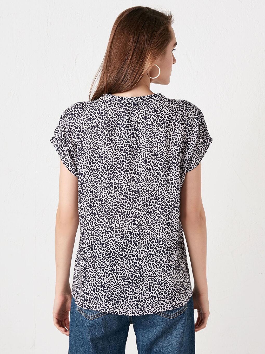 Turtle Neck Printed Short Sleeve Viscose Women's Blouse-4