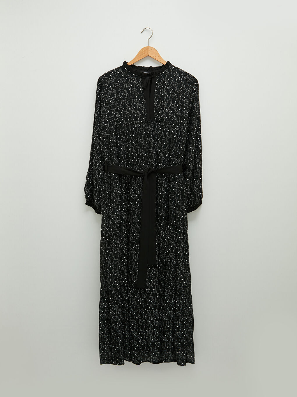 فستان شيفون للسيدات برقبة مربوطة ونمط مطبوع وحزام خصر وكم طويل-5