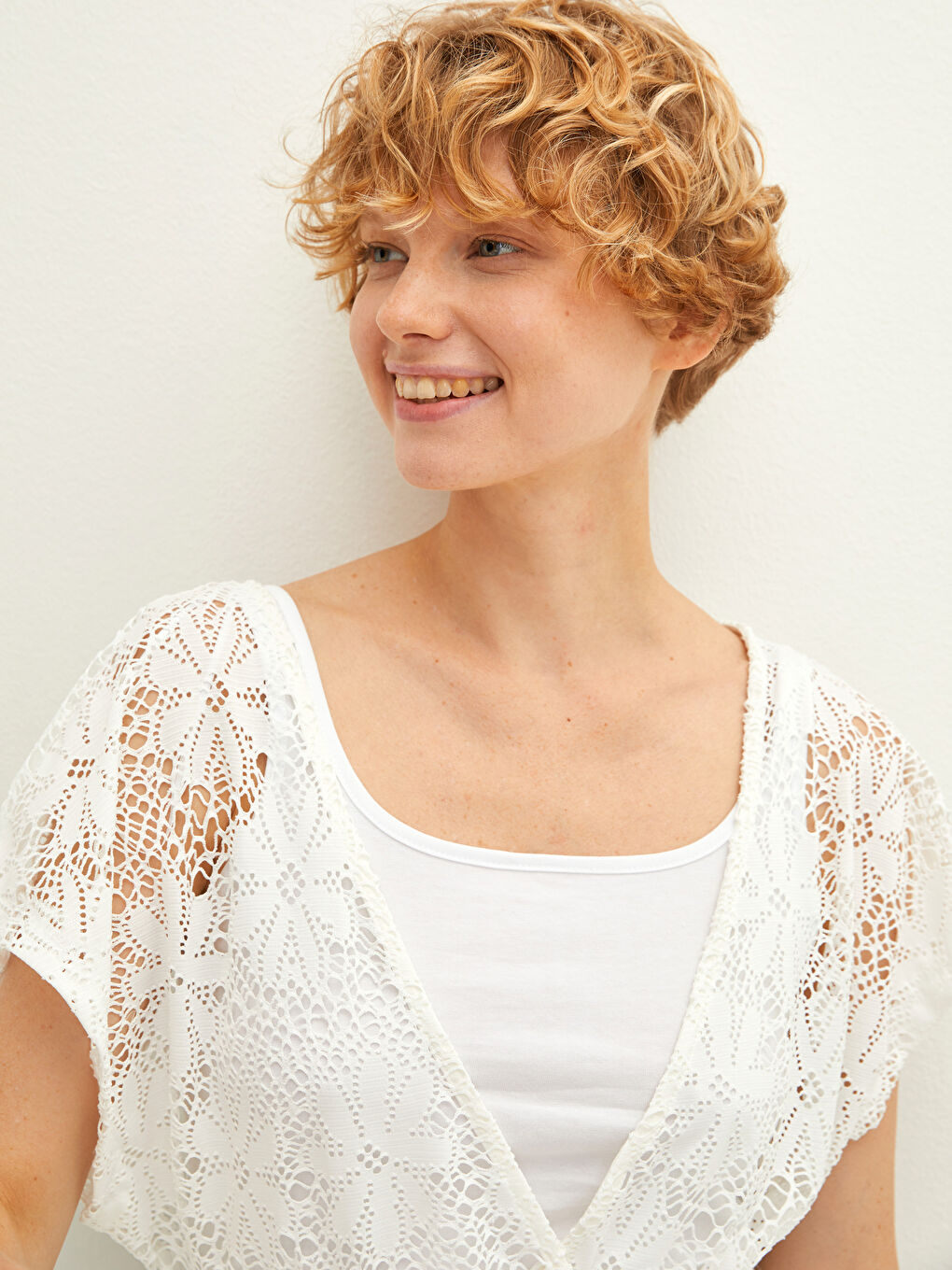 Rochie De Plajă Damă Din Dantelă Cu Mânecă Scurtă Și Decolteu În V-3