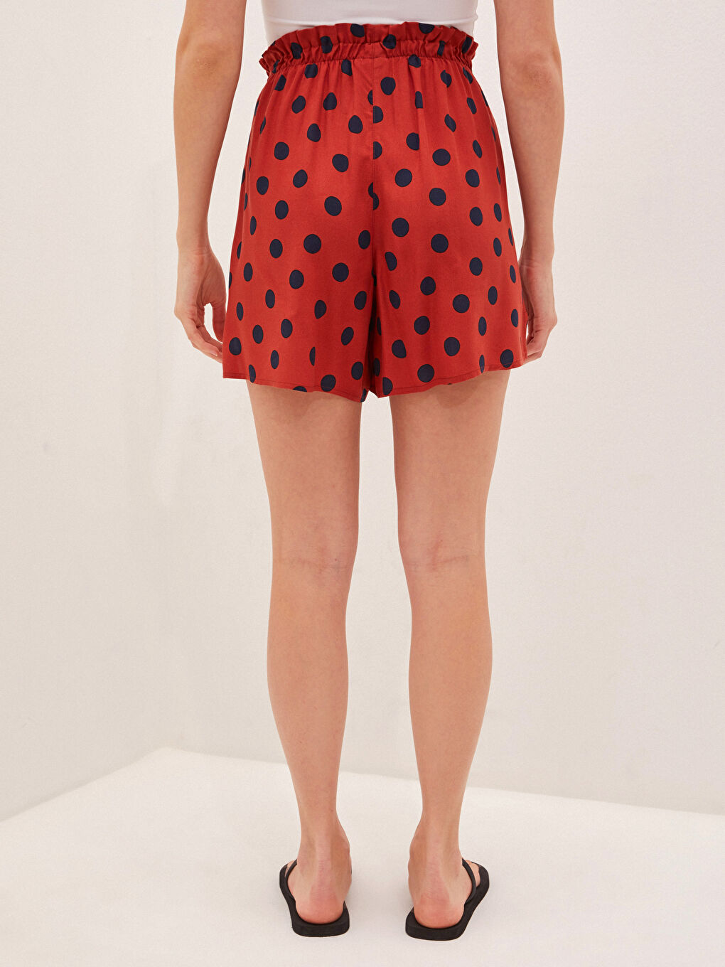 Shorts Pour Femmes À Taille Élastique En Voile À Pois-3